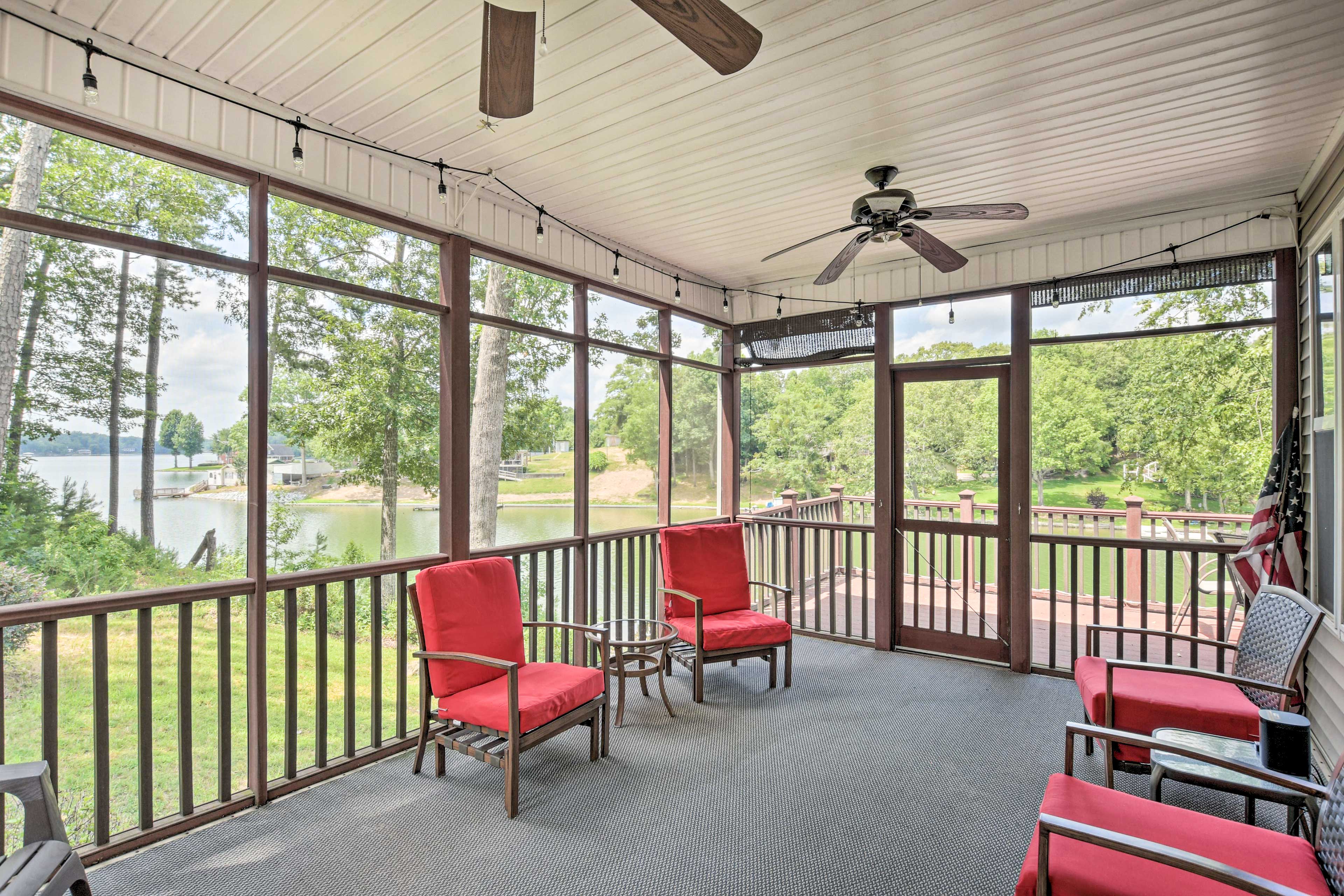 Property Image 2 - Waterfront Getaway w/ Fire Pit + Game Room!