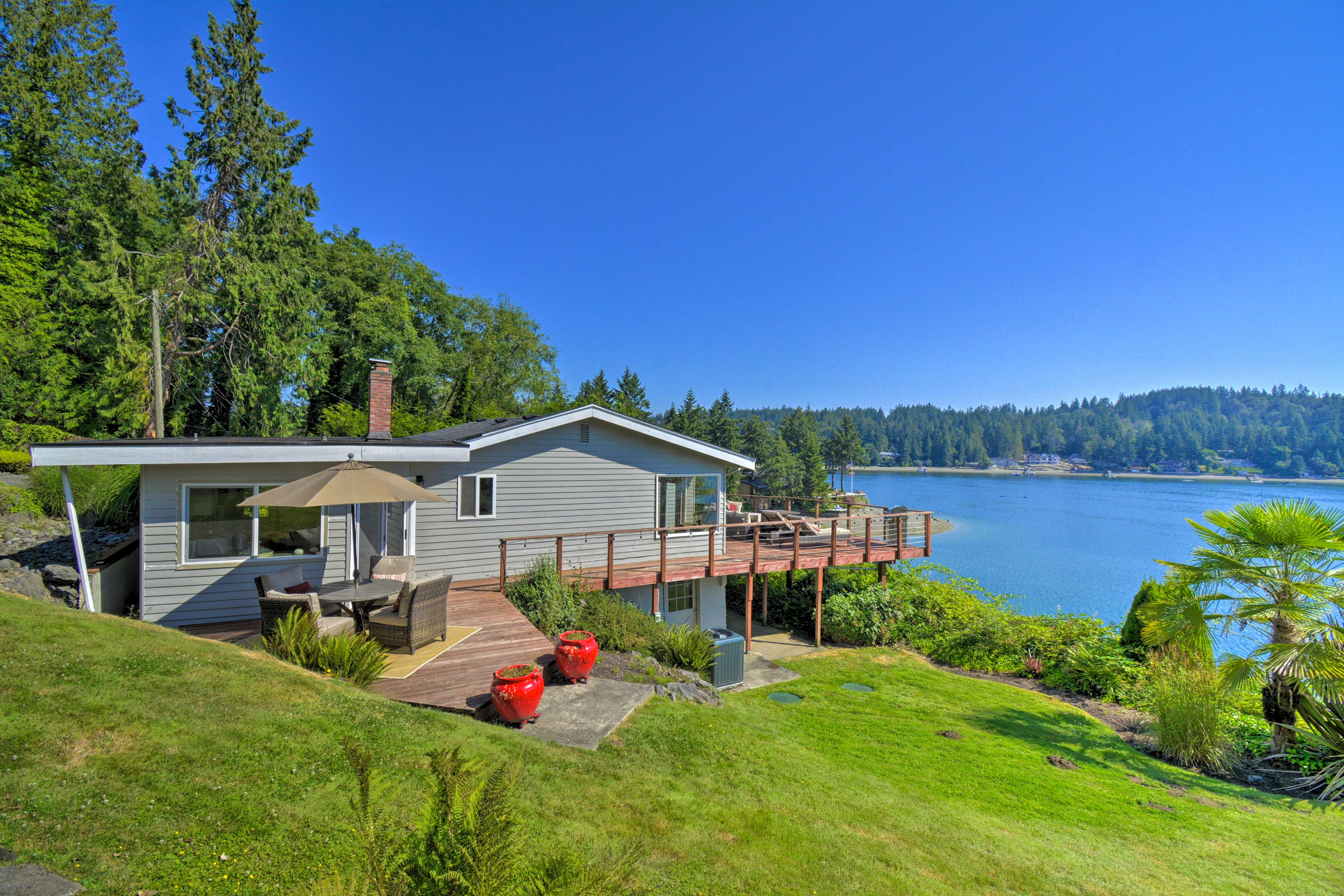 Property Image 2 - Waterfront Gig Harbor Home w/ Furnished Deck