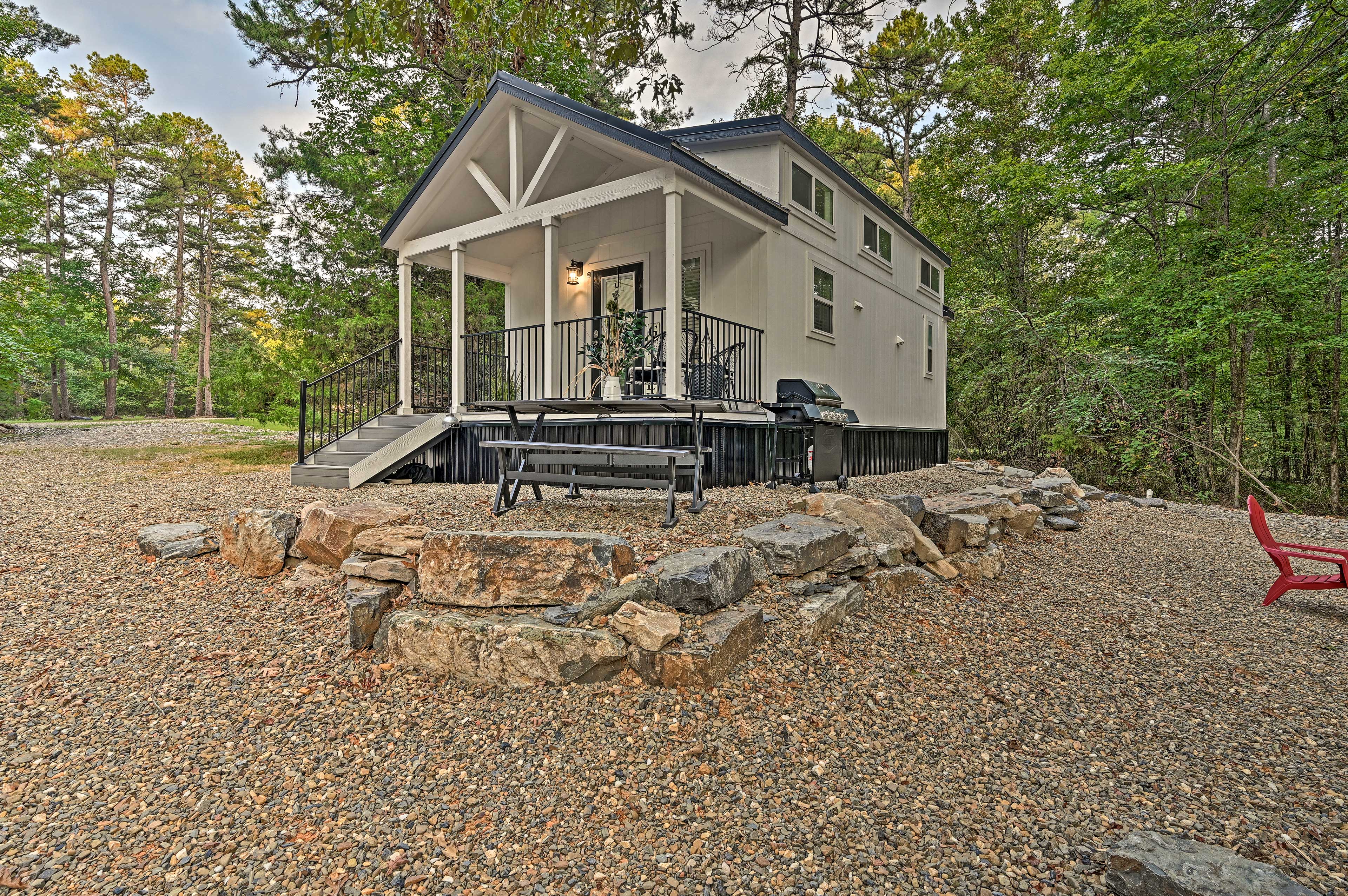 Property Image 1 - Stylish Broken Bow Cabin: Grill + Fire Pit