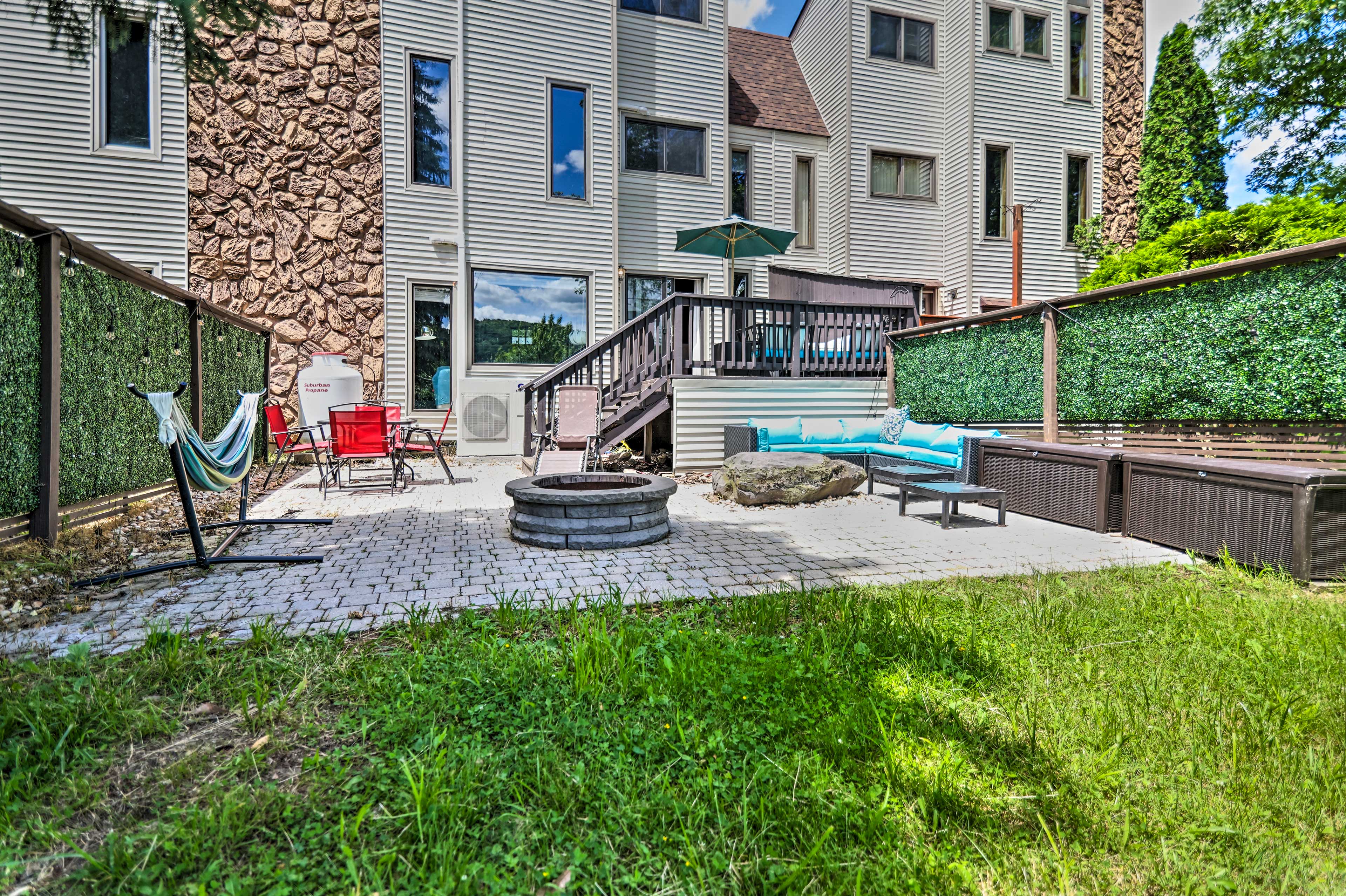 Property Image 2 - Stylish Tannersville Townhome w/ Fire Pit!