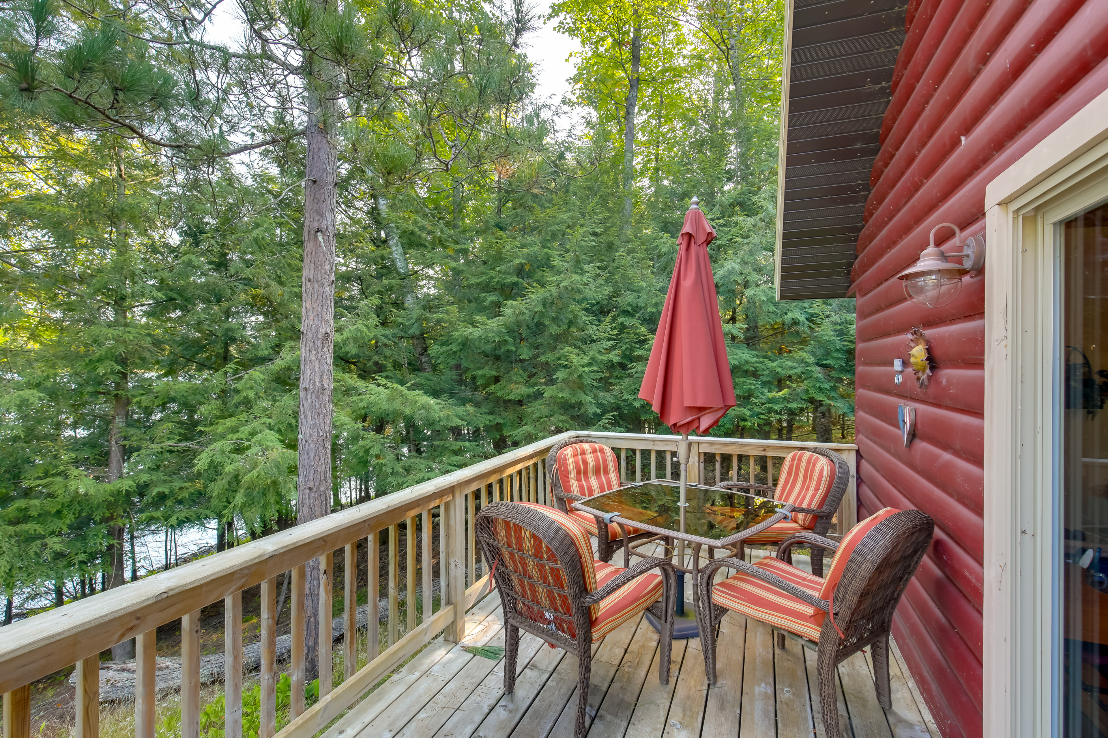 Waterfront Mercer Cabin w/ Wraparound Porch!