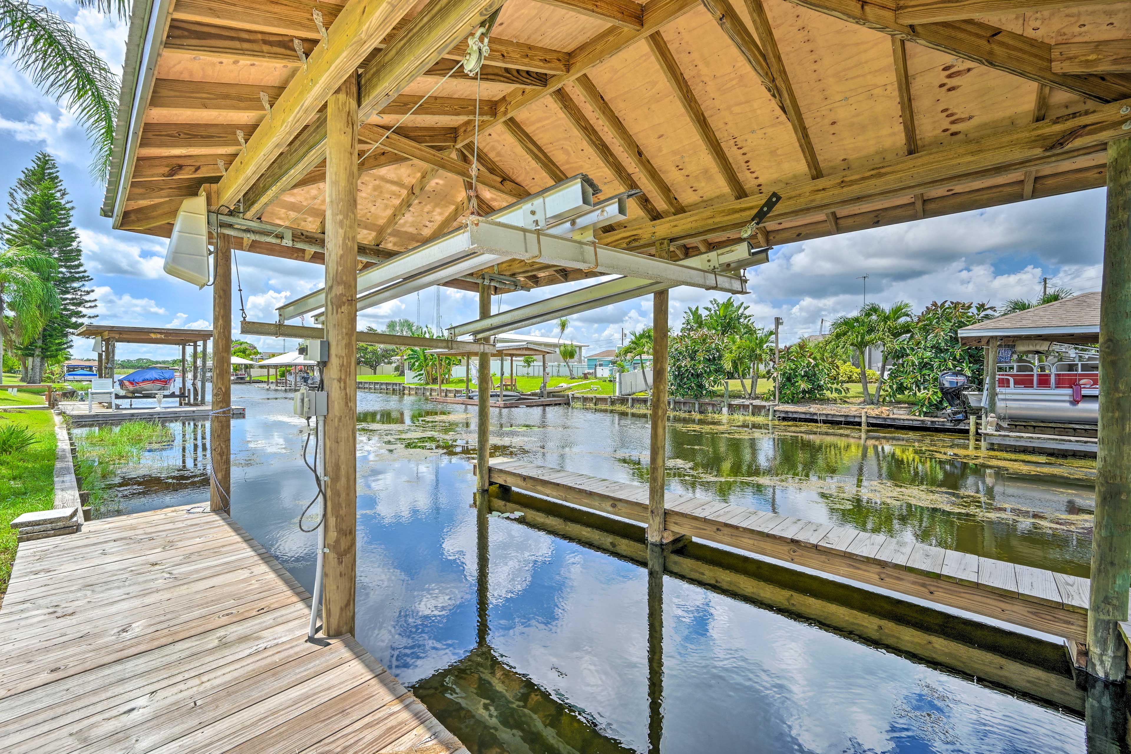 Property Image 2 - Waterfront Lake Placid Escape w/ Dock & Lanai