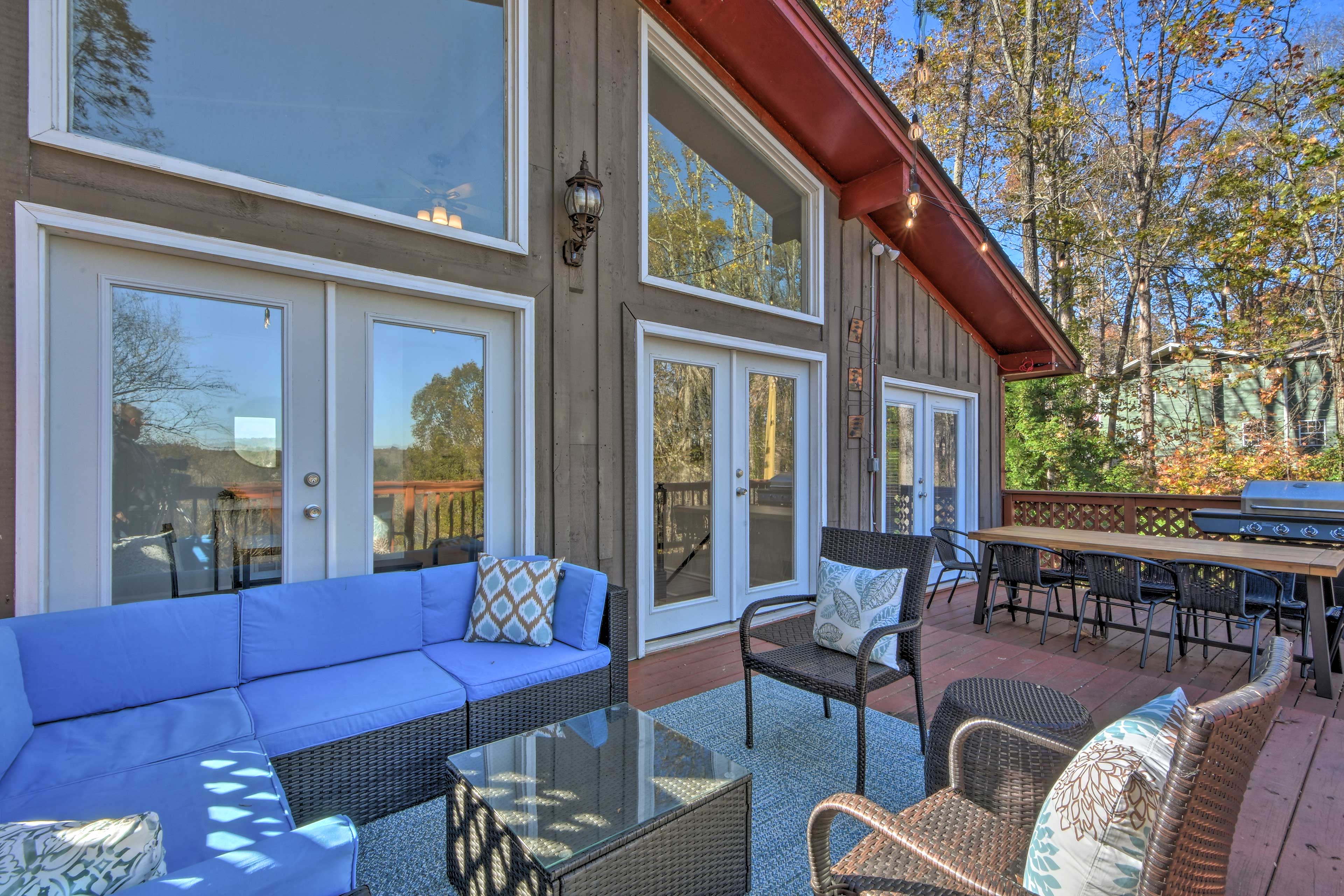Property Image 1 - Upscale Lakefront Retreat w/ Dock and 2 Decks!
