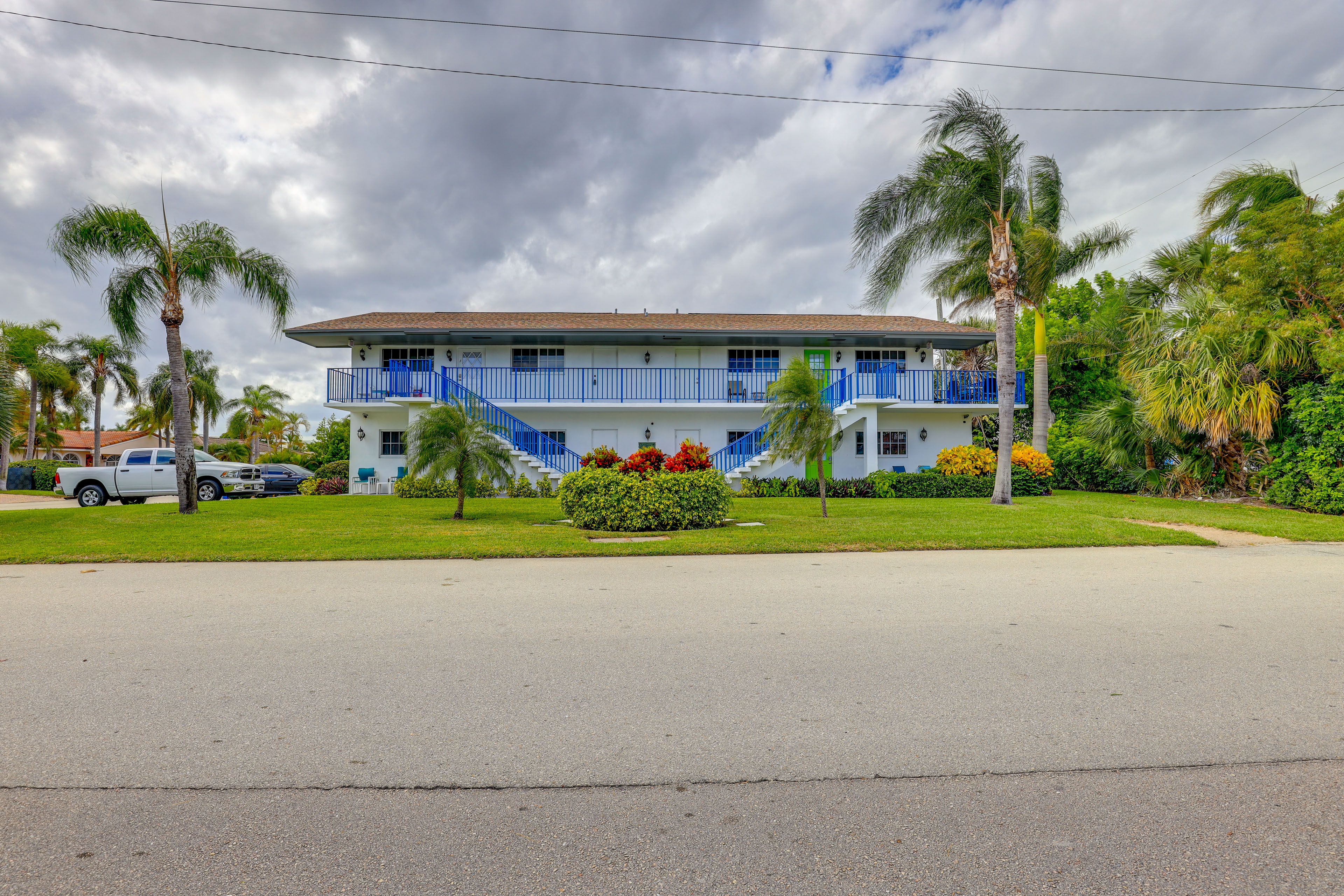 Property Image 1 - Cozy Singer Island Condo: Walk to Beach & Marina!