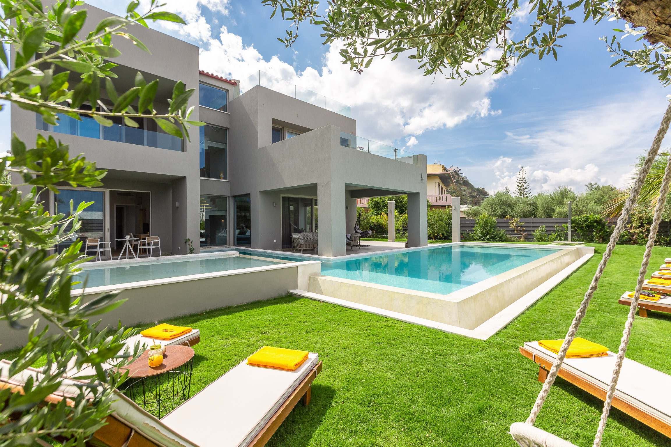 Property Image 1 - Lux Villa w Heated-Hydromassage Pool  200m to sea