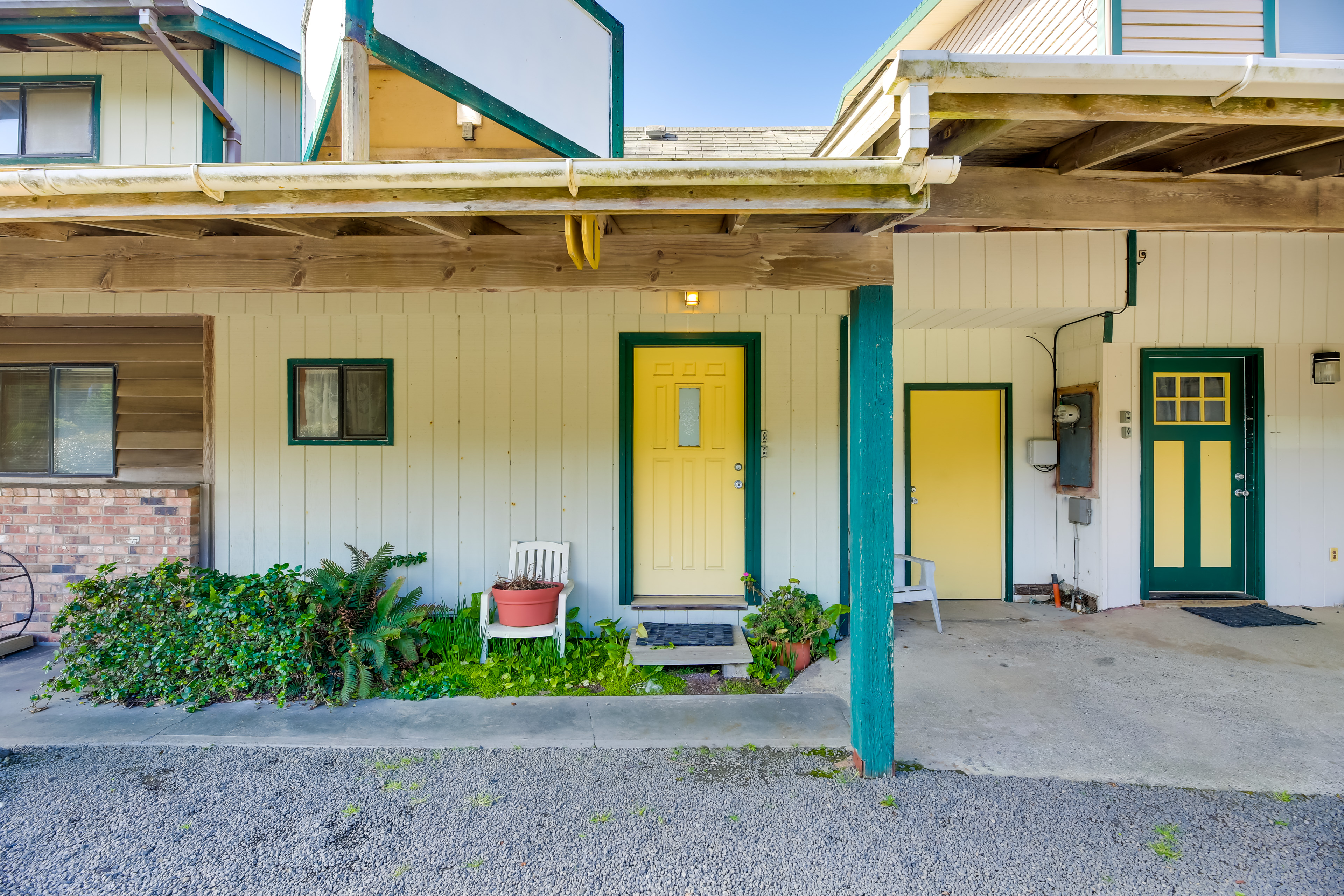 Property Image 2 - Sanderling Sea Cottages, Unit 1 with Deck!