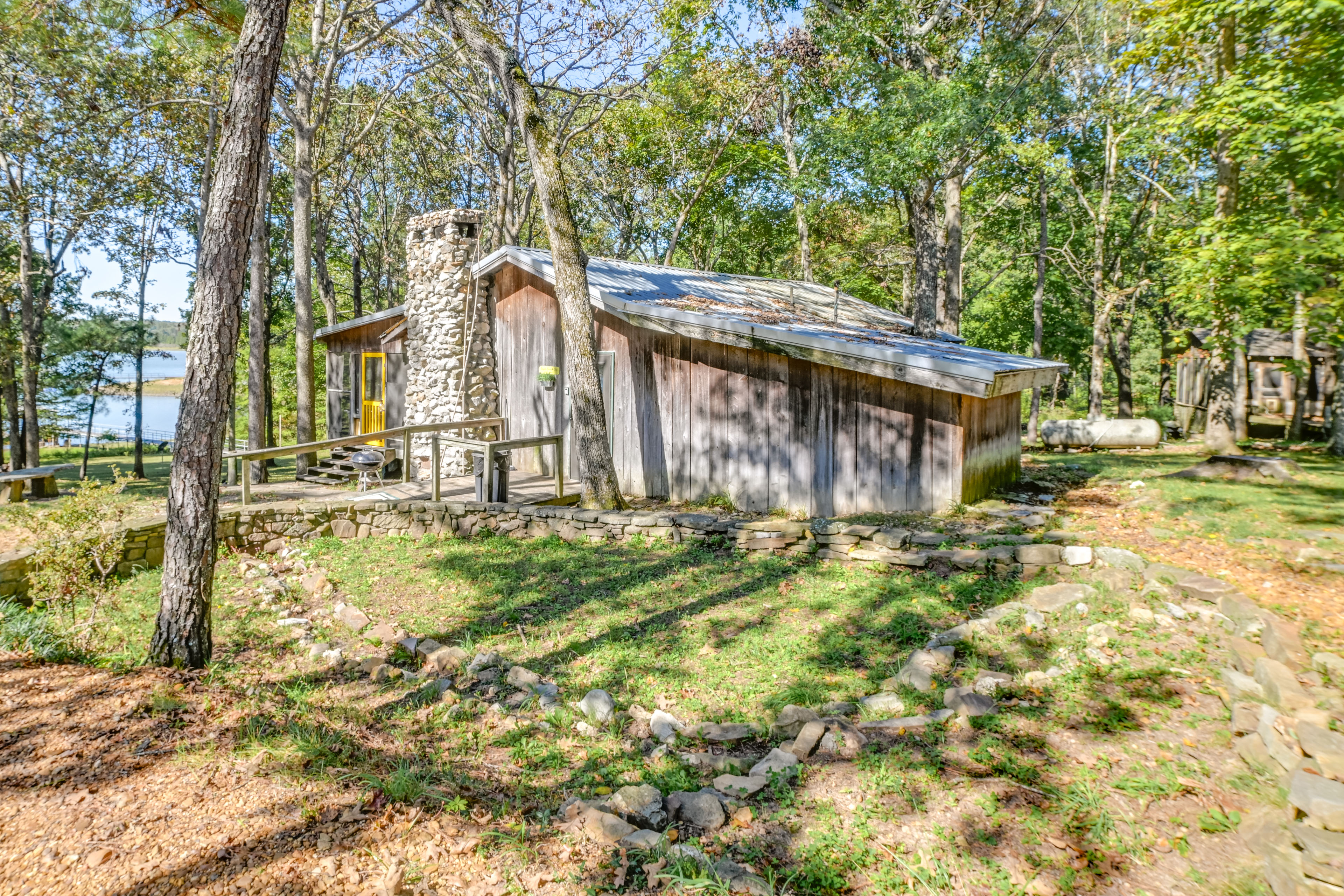 Lakefront New Concord Paradise w/ Screened Porch!