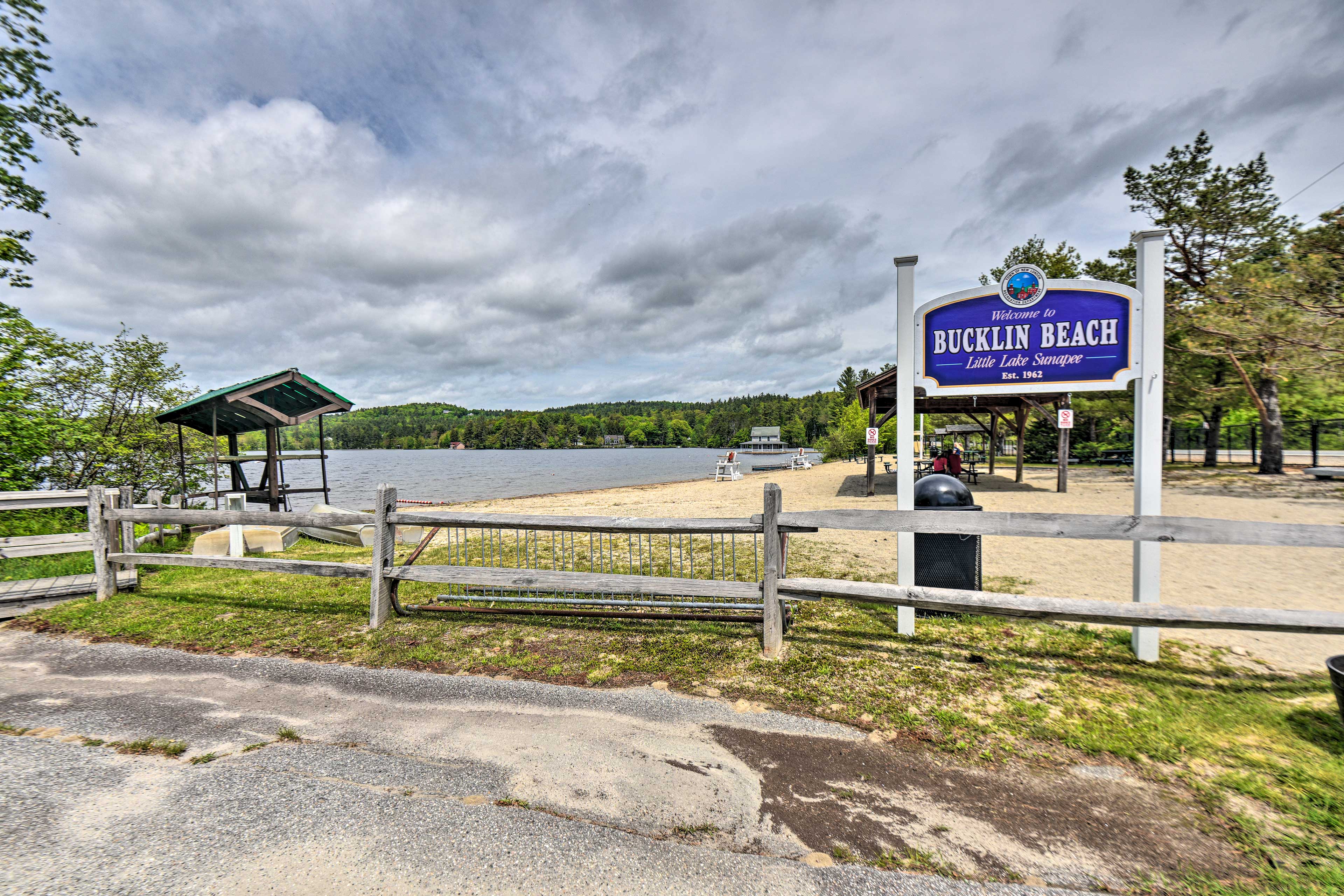 Property Image 2 - New London Cottage: Lake Access & Grill