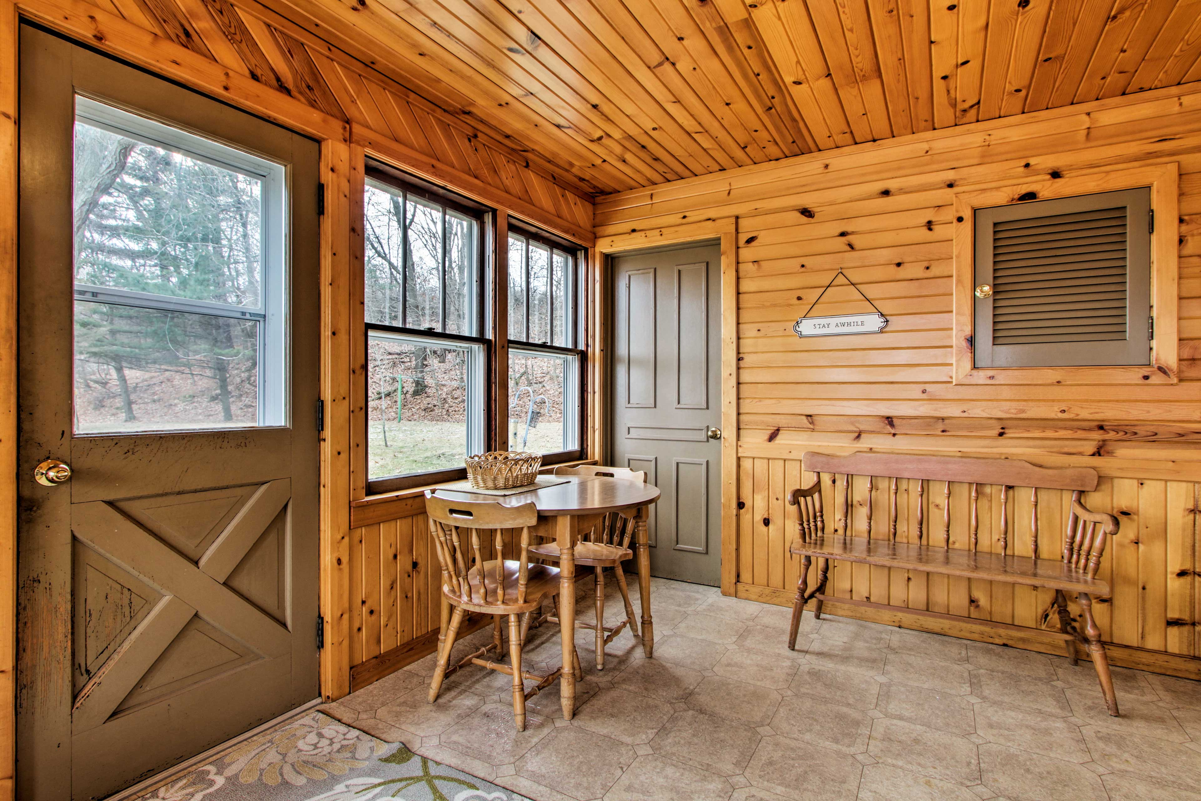 Wisconsin River Valley Farmhouse: Fire Pit & View