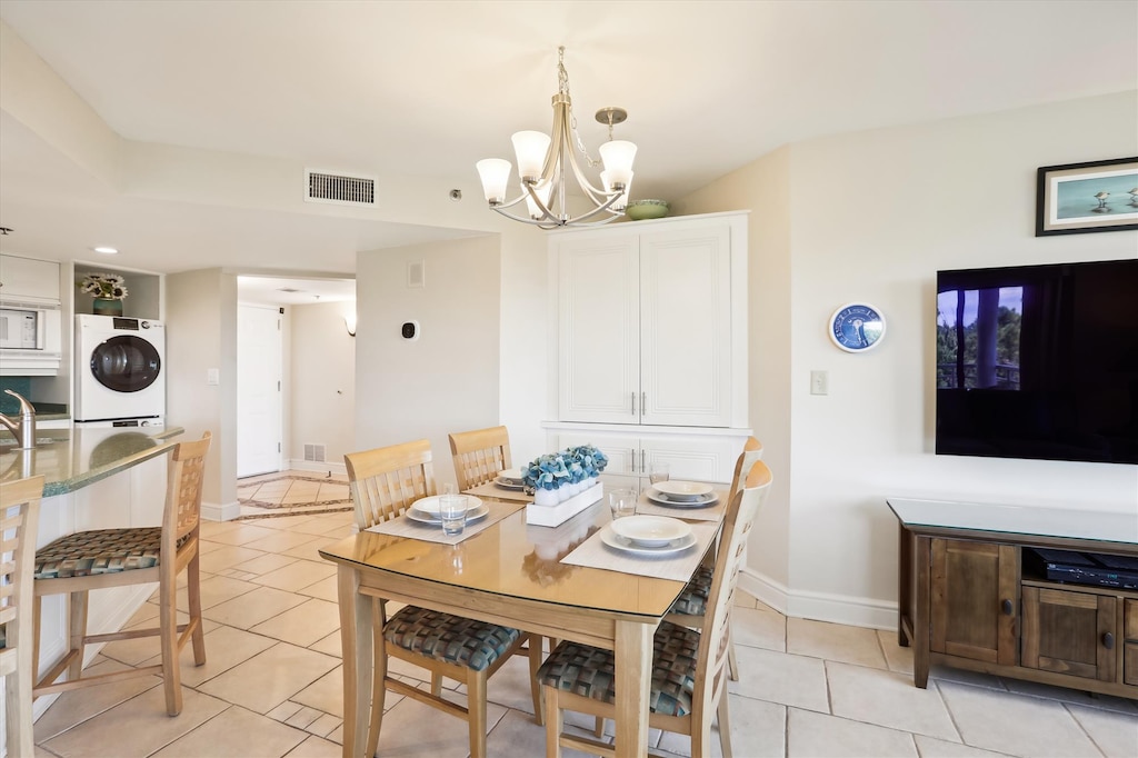 Dining Table at 3530 Villamare