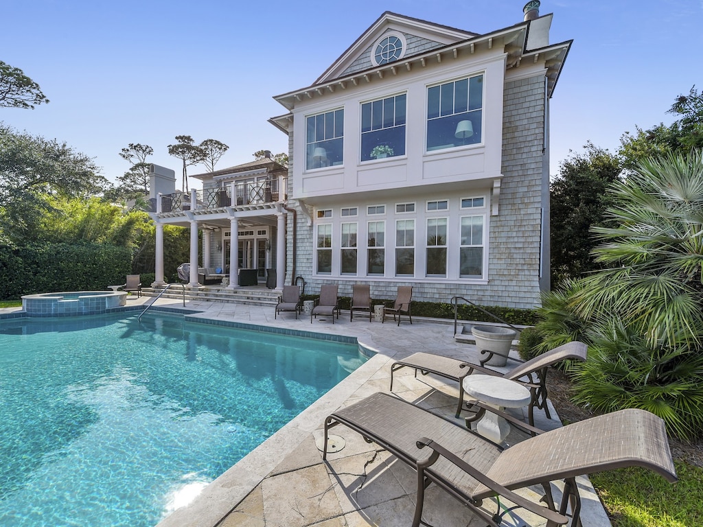 Pool Area at 10 East Wind