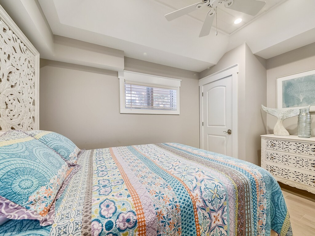 Guest Bedroom at 21 Canvasback