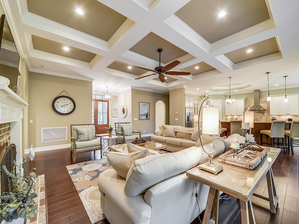 Beautiful Living Room with Lagoon Views at 159 Mooring Buoy