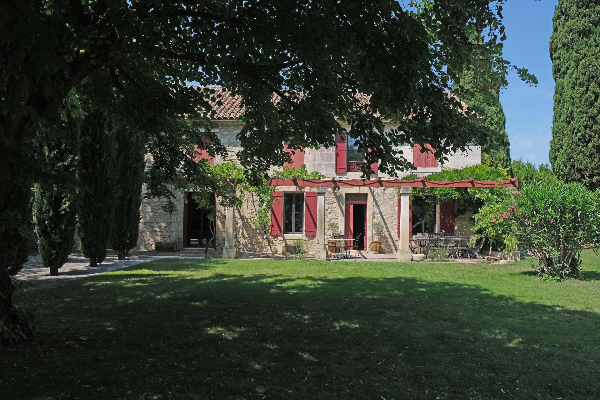 Property Image 2 - beautiful provencal mas with pool in the center of the village of maussane les alpilles – sleeps 14