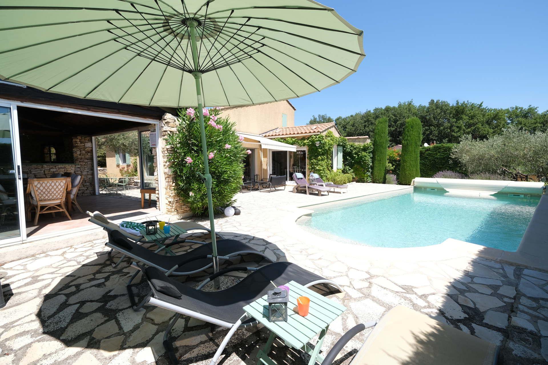 Property Image 1 - Very pleasant vacation rental with heated pool in the Luberon