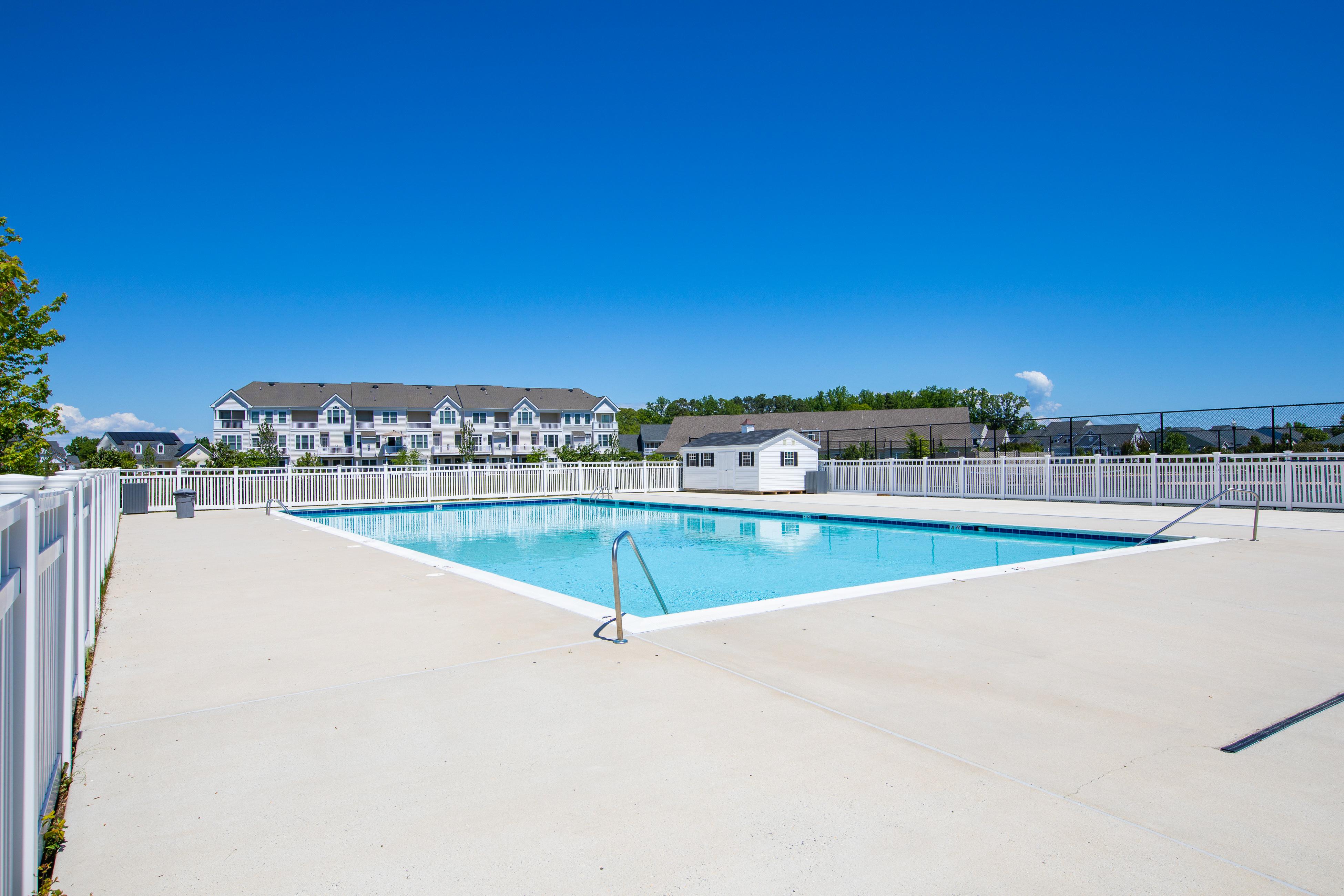 Grande at Canal Pointe - 37561 Worcester Dr Grande at Canal Pointe - 37561 Worcester Dr