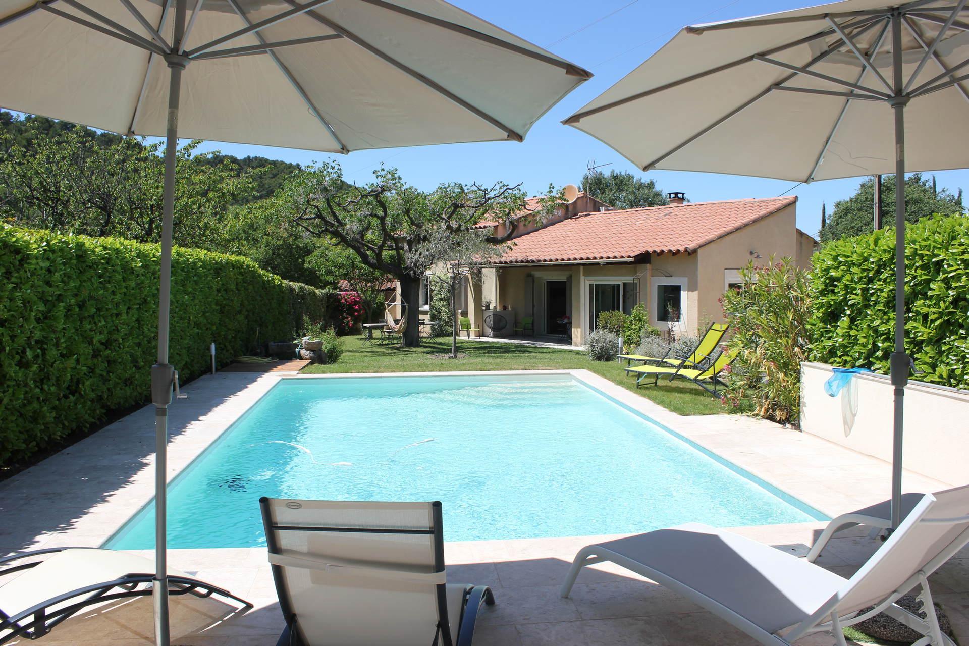 Property Image 1 - family house with private pool in the heart of the village of le beaucet, at the foot of the ventoux - sle