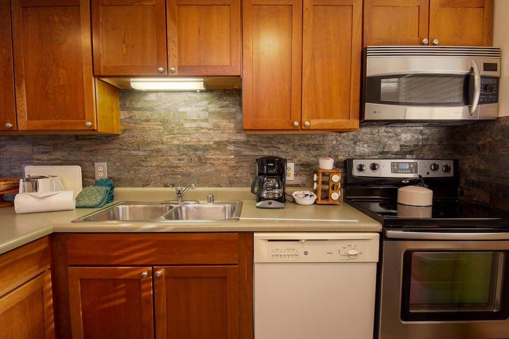 SWP Beaver Village 1124 kitchen