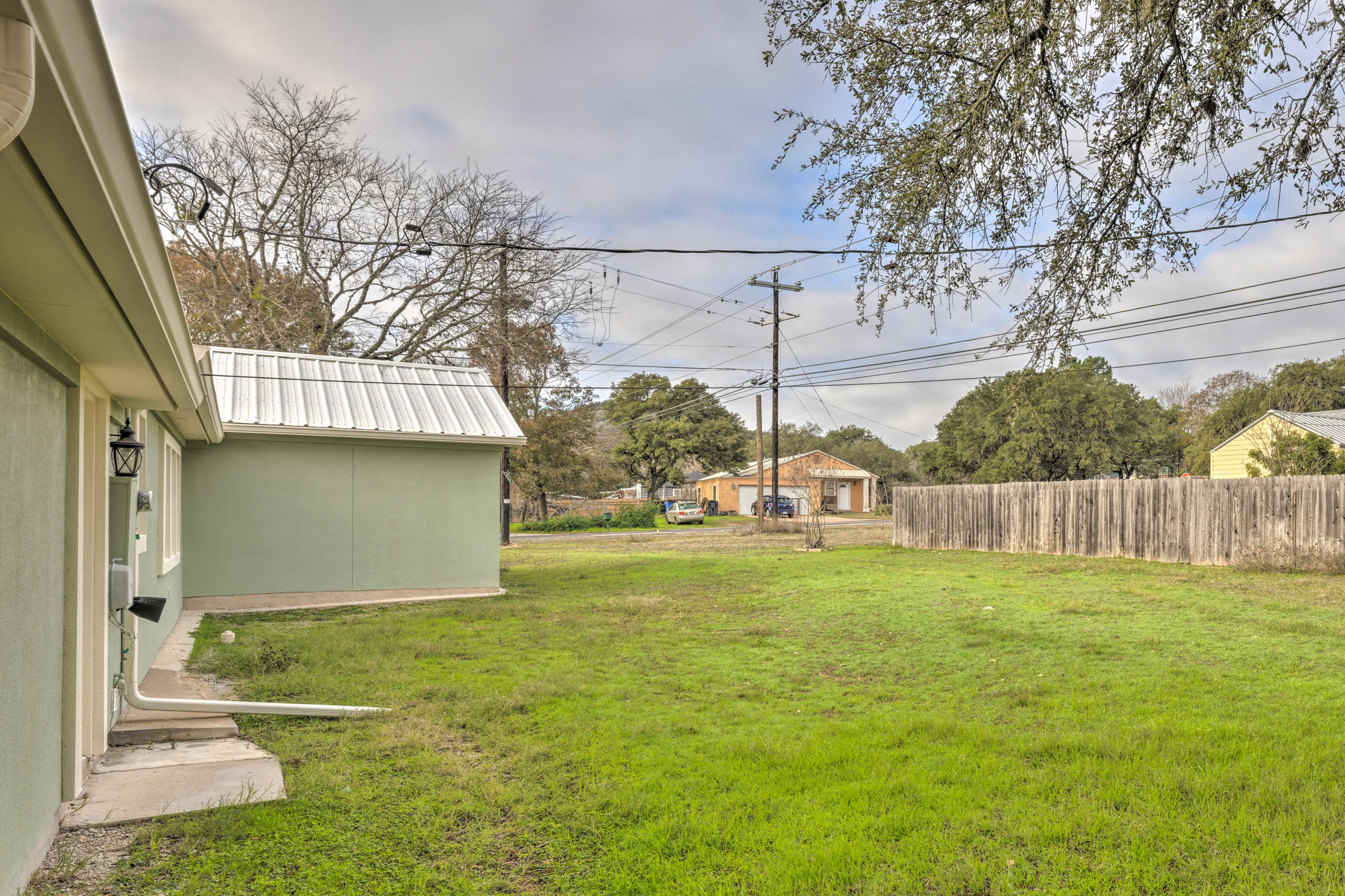 Lovely Wimberley Vacation Rental w/ Yard!