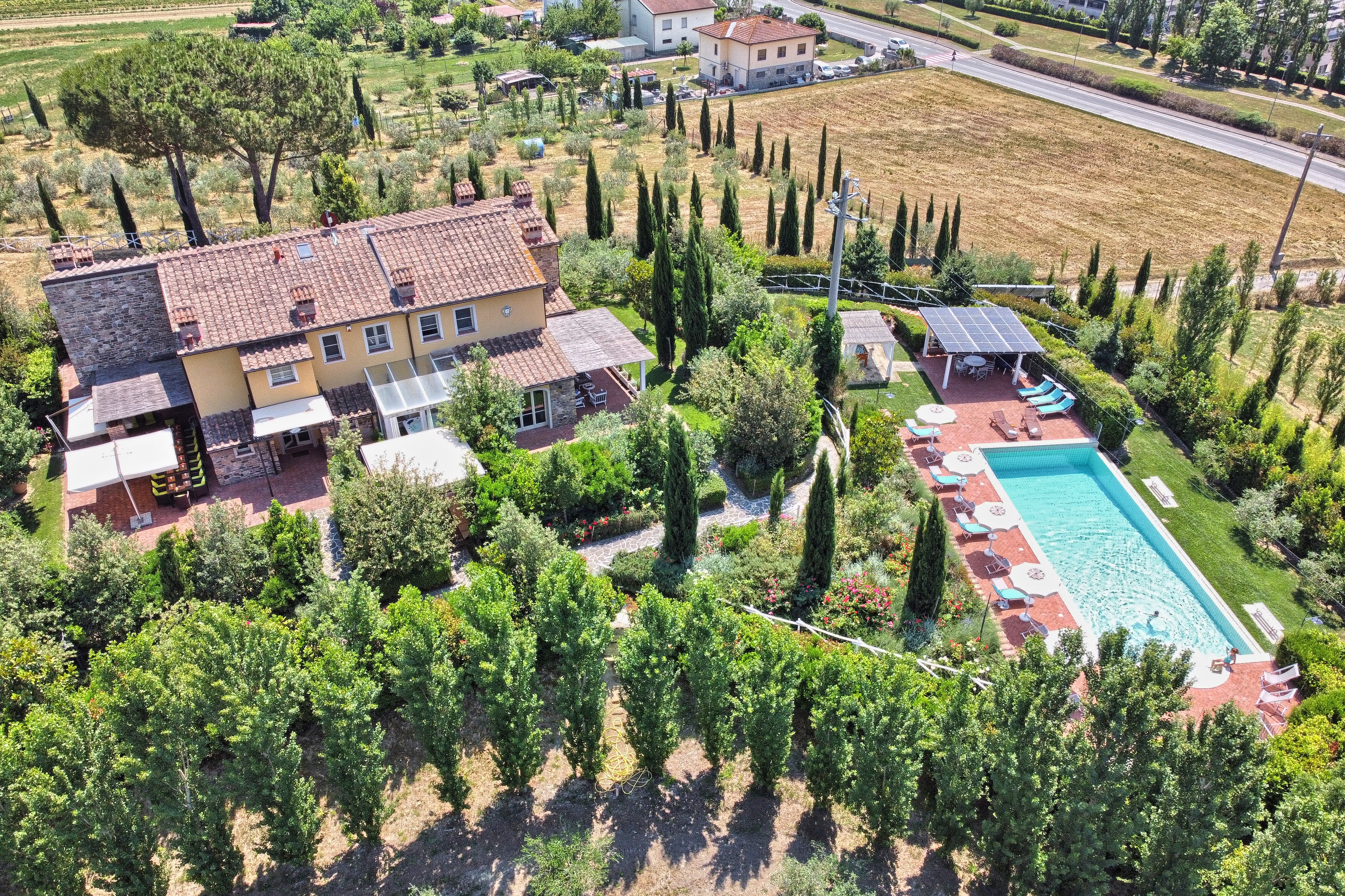 Property Image 2 - Luxury Villa in Tuscany with Pool near Pisa and Florence - Eight Bedrooms 14 pl