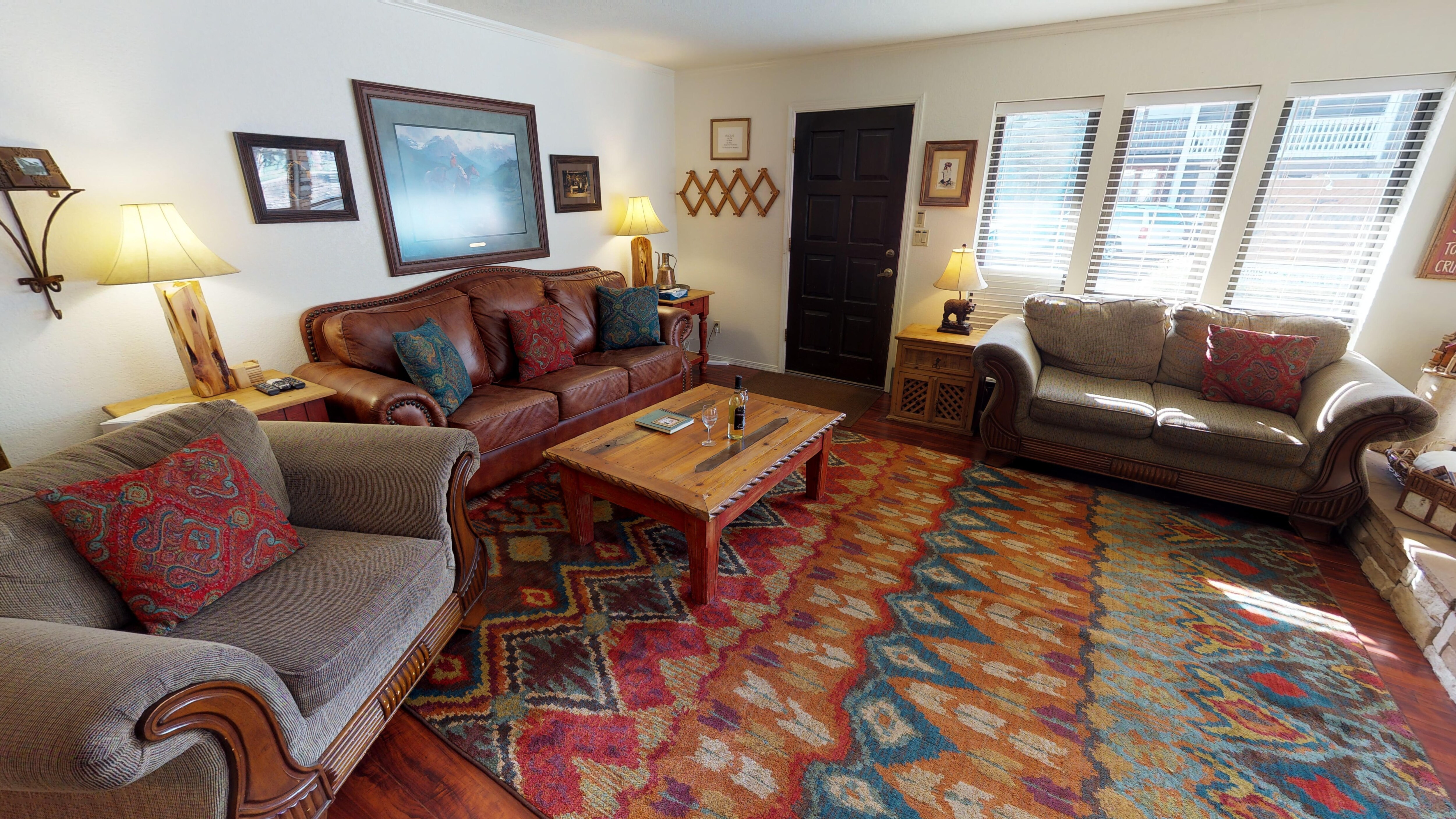 Property Image 1 - Claim Jumper #8 Townhouse with High Speed Wifi