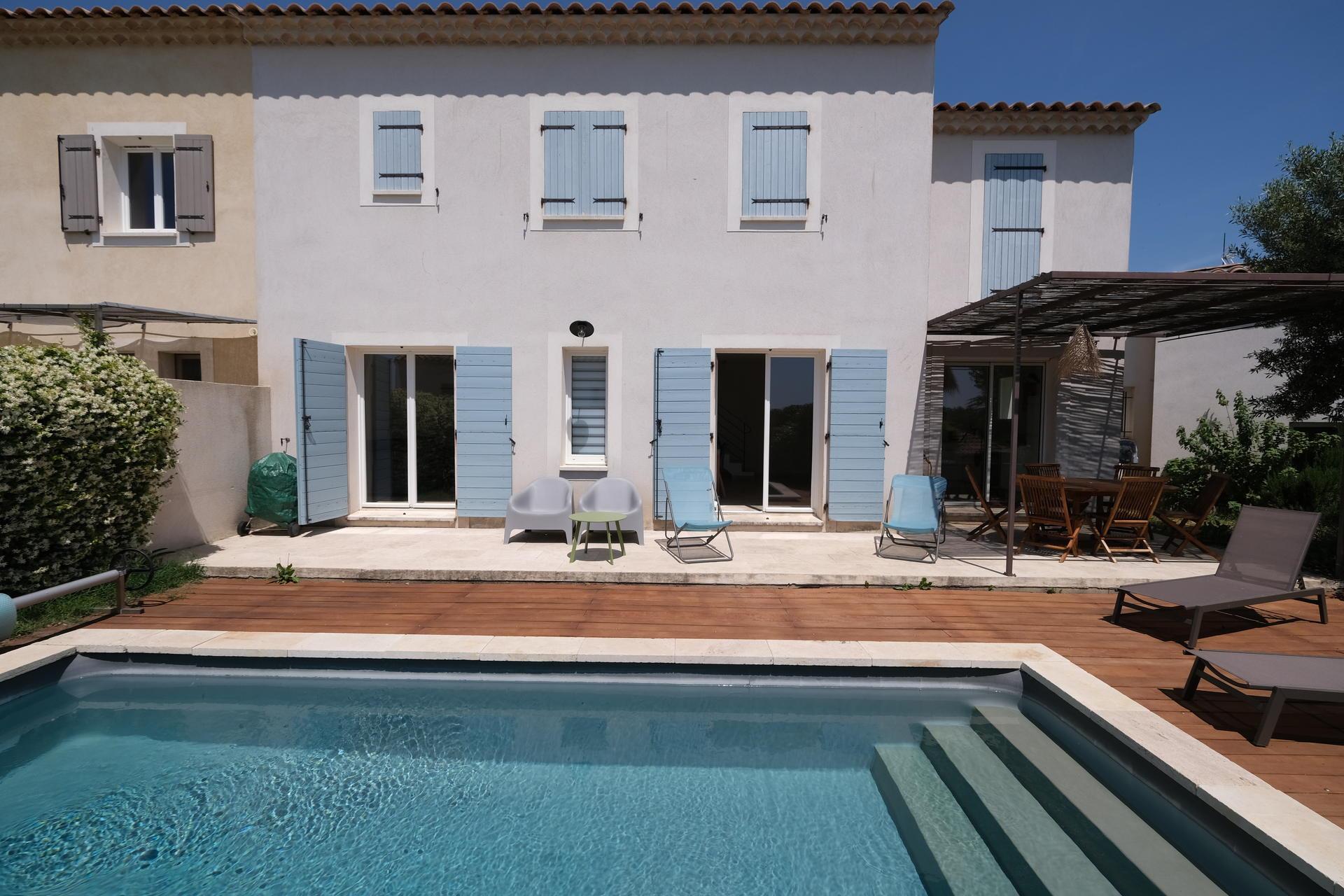 Property Image 1 - nice house with private pool - 6 persons in the center of the village of mérindol in the luberon in proven