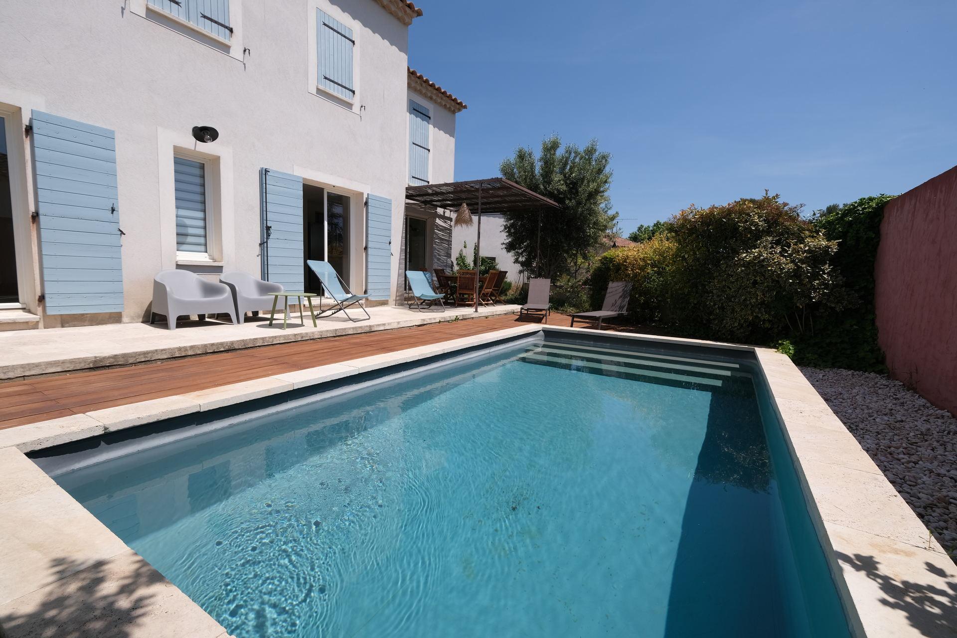 Property Image 2 - nice house with private pool - 6 persons in the center of the village of mérindol in the luberon in proven