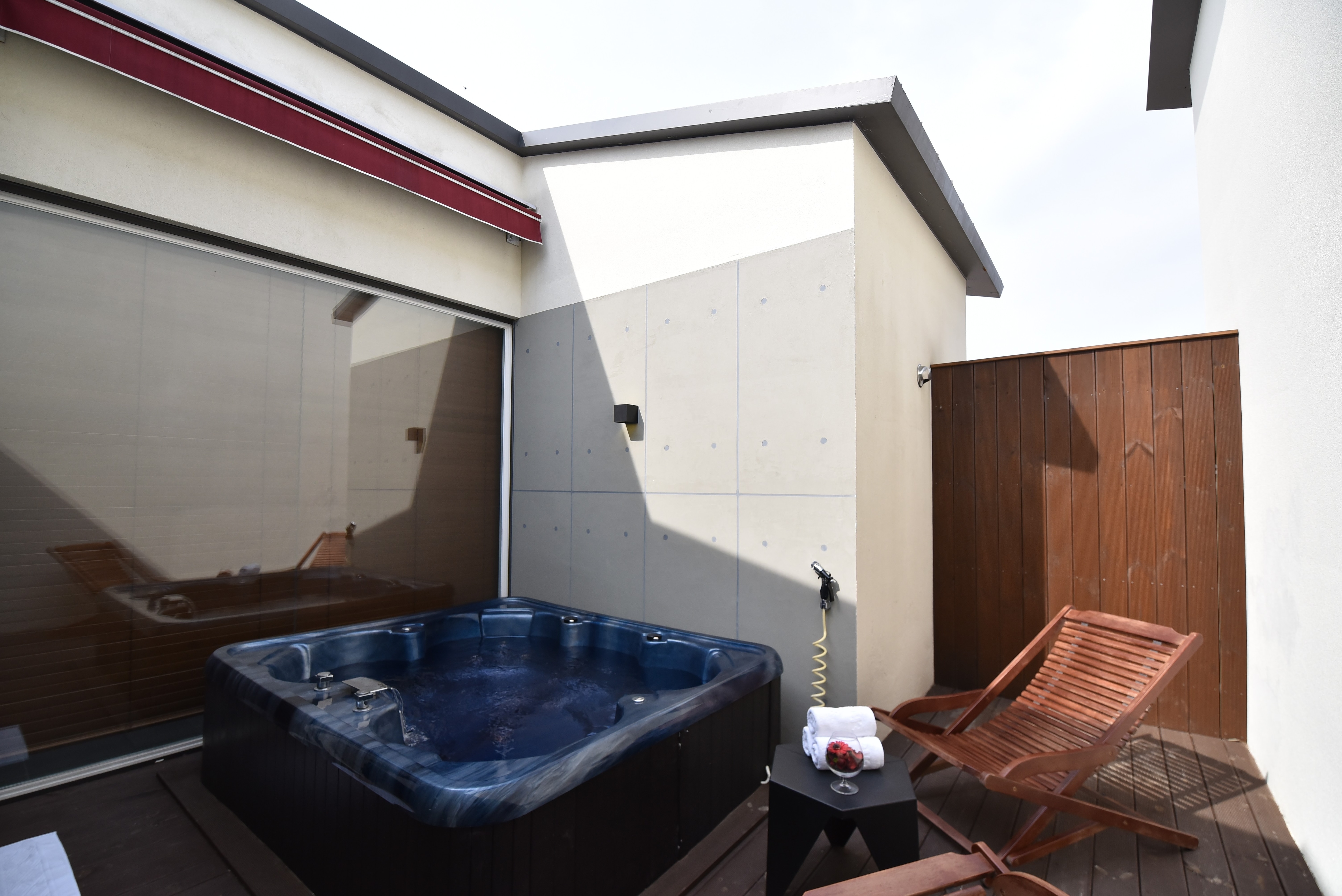 Property Image 2 - Cozy home with open air jet spa 4