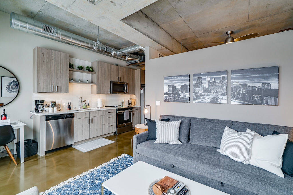 Fully equipped kitchen