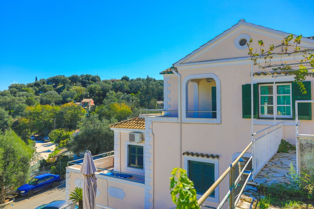 Alexandra Bay Front apartment