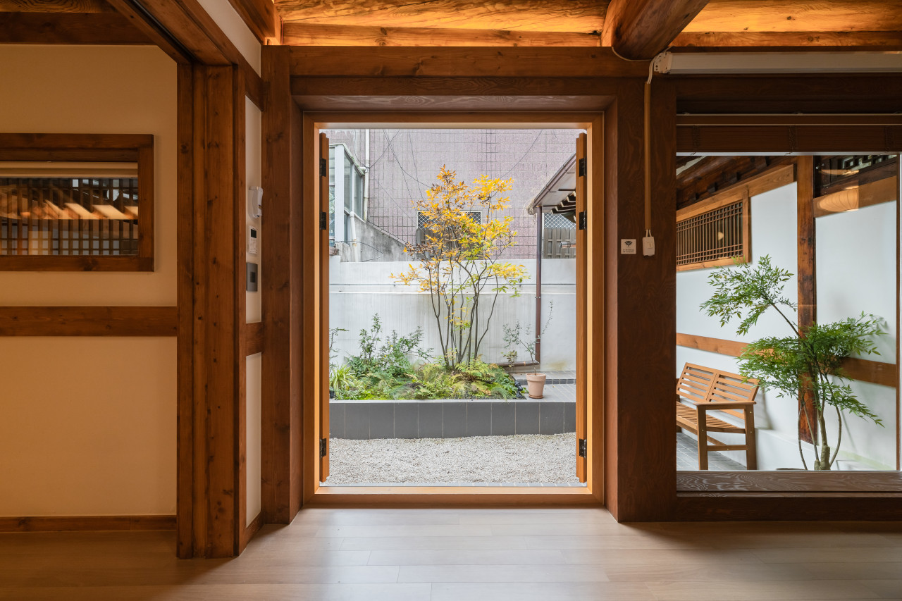 Property Image 1 - Luxury Hanok with private bathtub - SW04