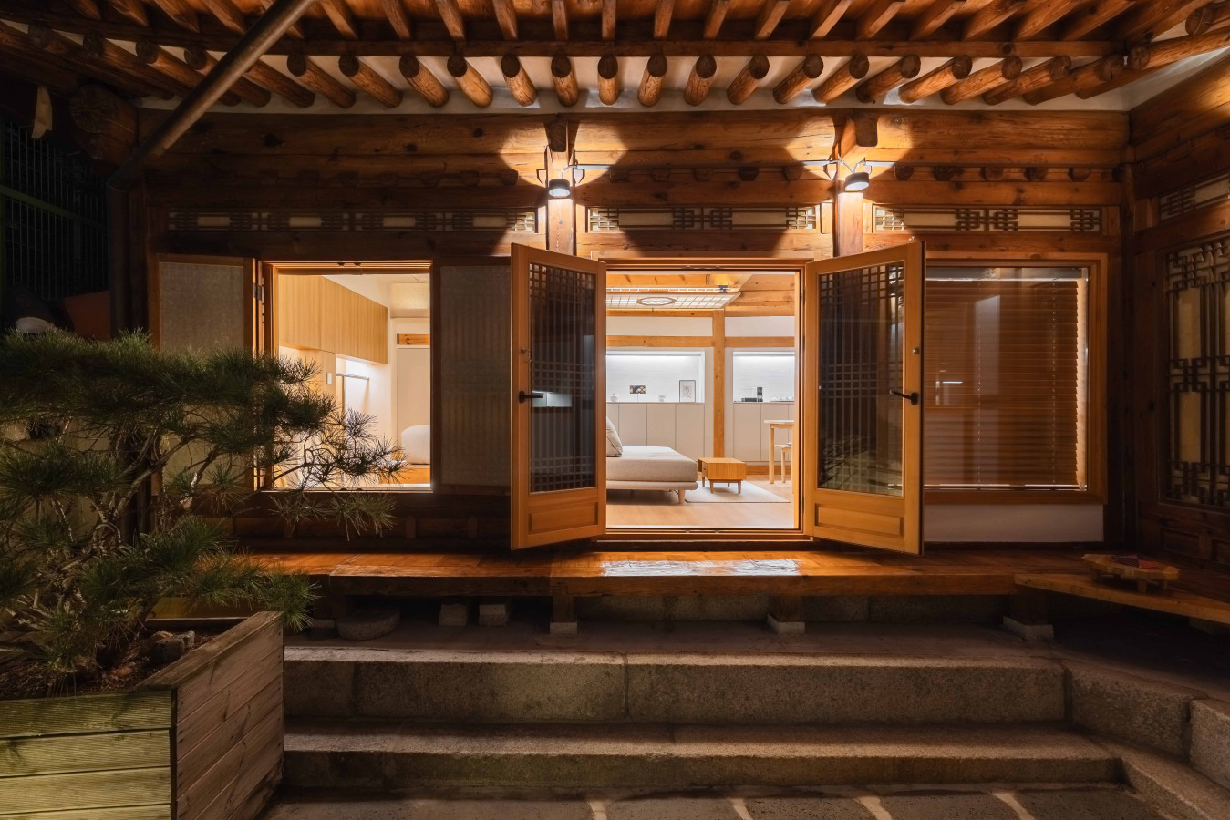 Property Image 2 - Luxury Hanok with private bathtub - SN06