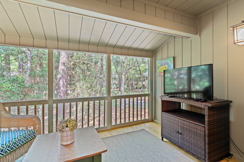 Screened Porch