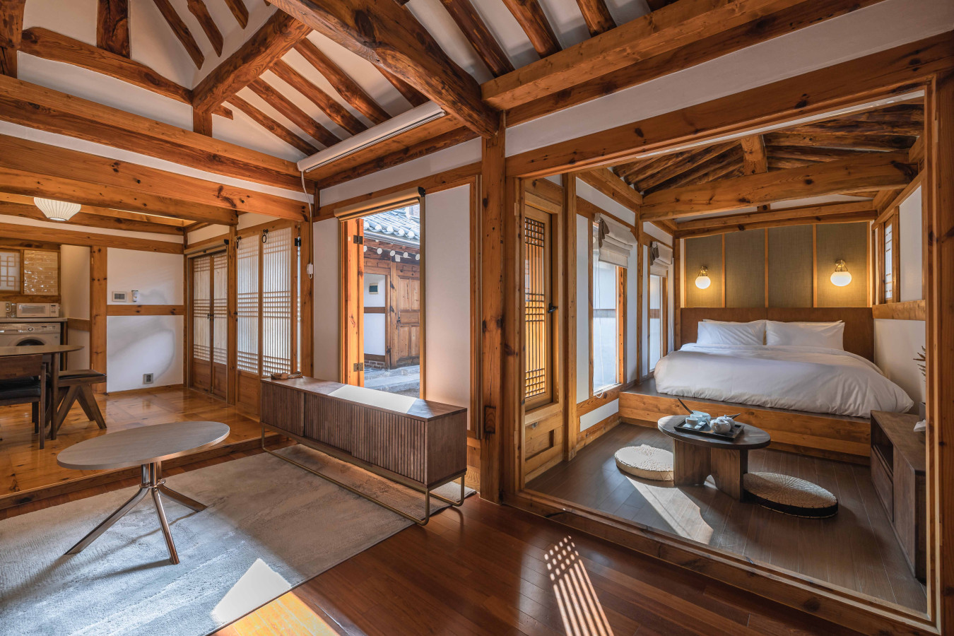 Property Image 2 - Luxury Hanok with private bathtub - SN02