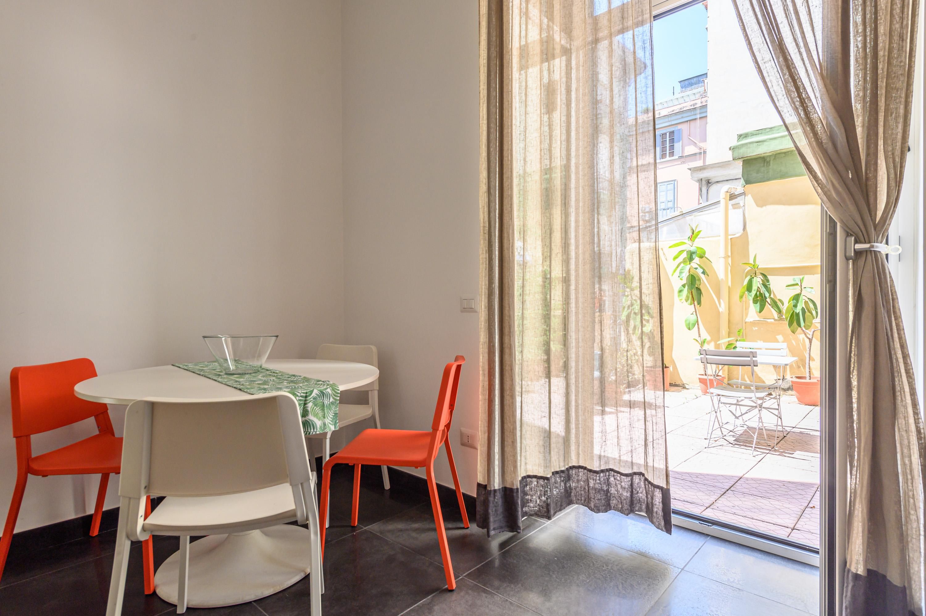 Property Image 2 - Corso Umberto 153  in Napoli