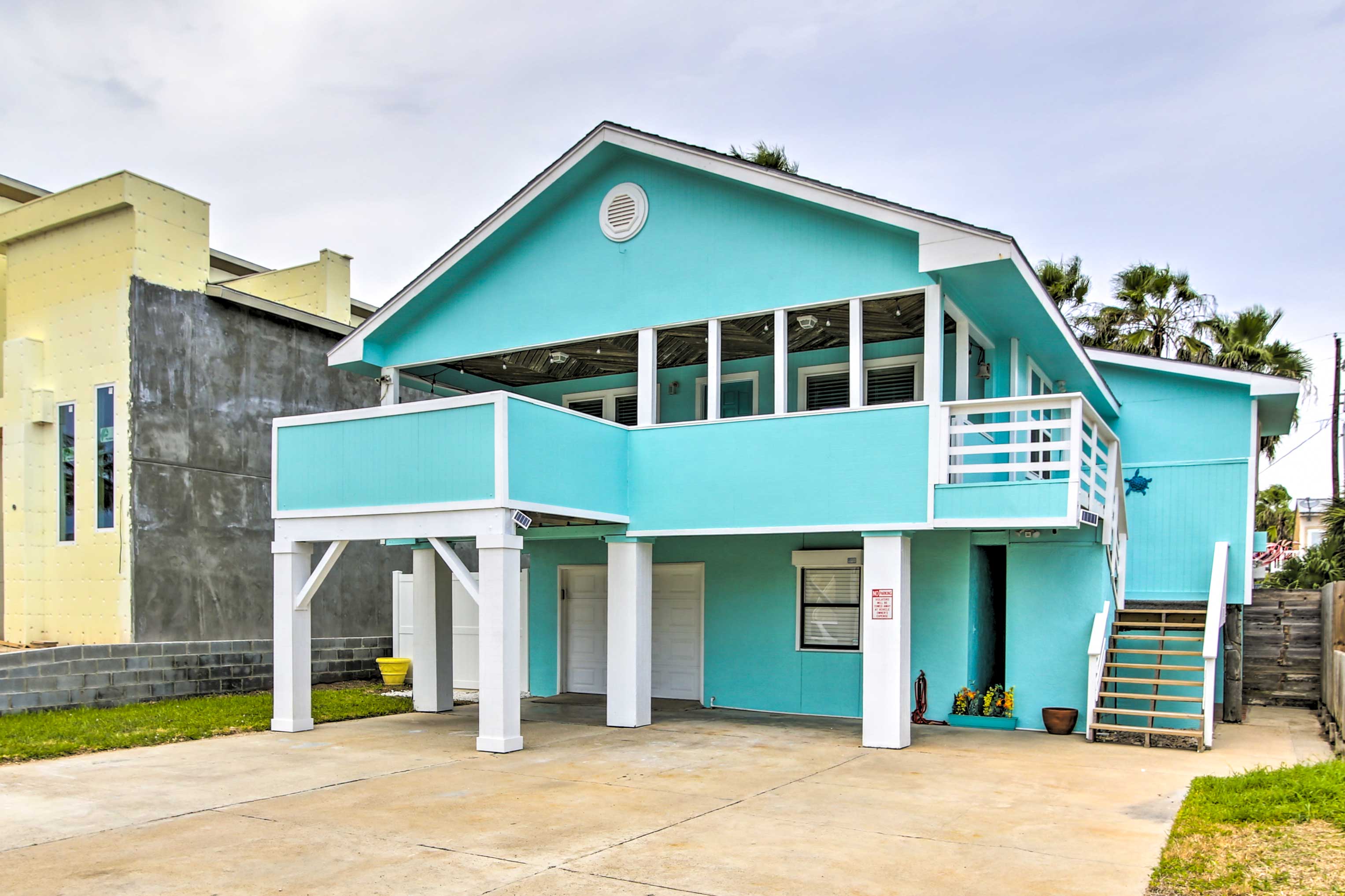 Property Image 2 - Texas Beach Home w/ Pool & Hot Tub, Walk to Beach!