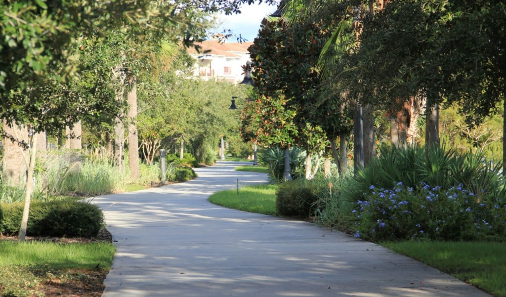 Lakewalkingpath-Copy