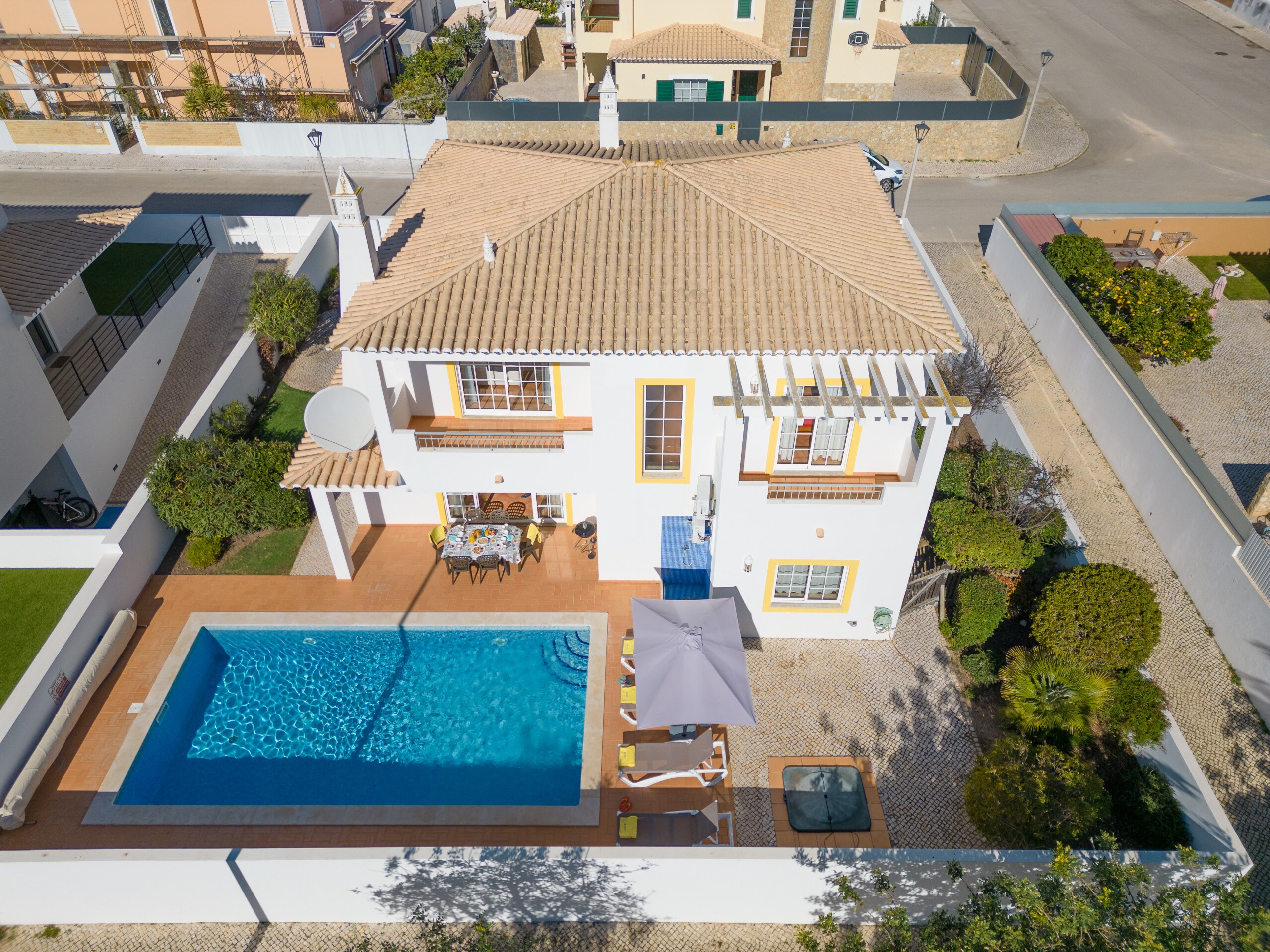 Property Image 2 - Modern villa near beach
