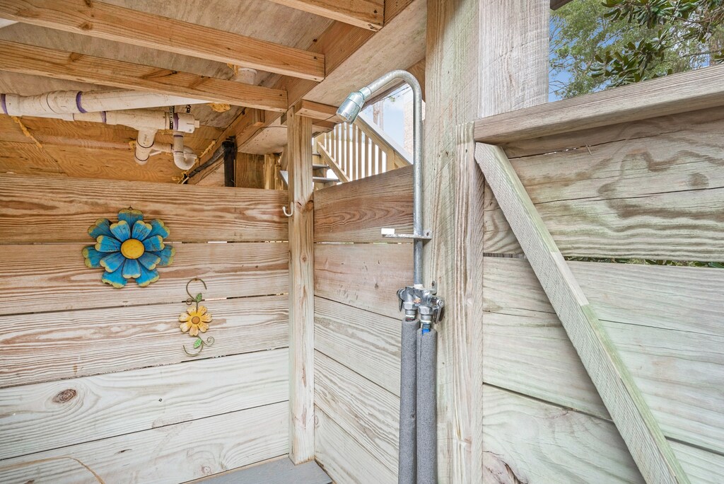 Rinse off from the beach