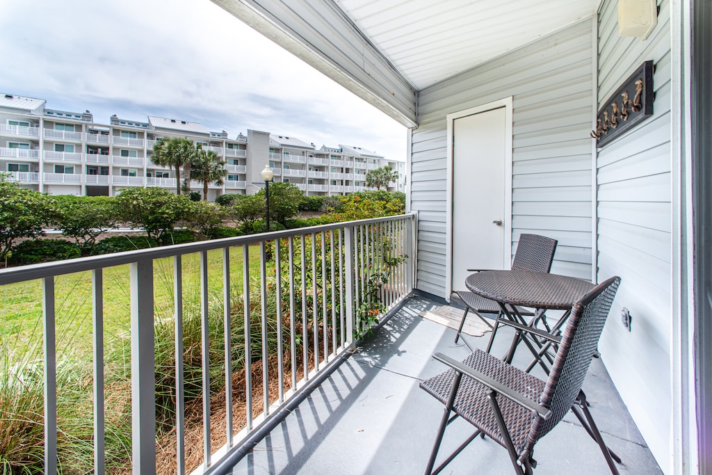 Patio for Lounging-Beachside Villas 814