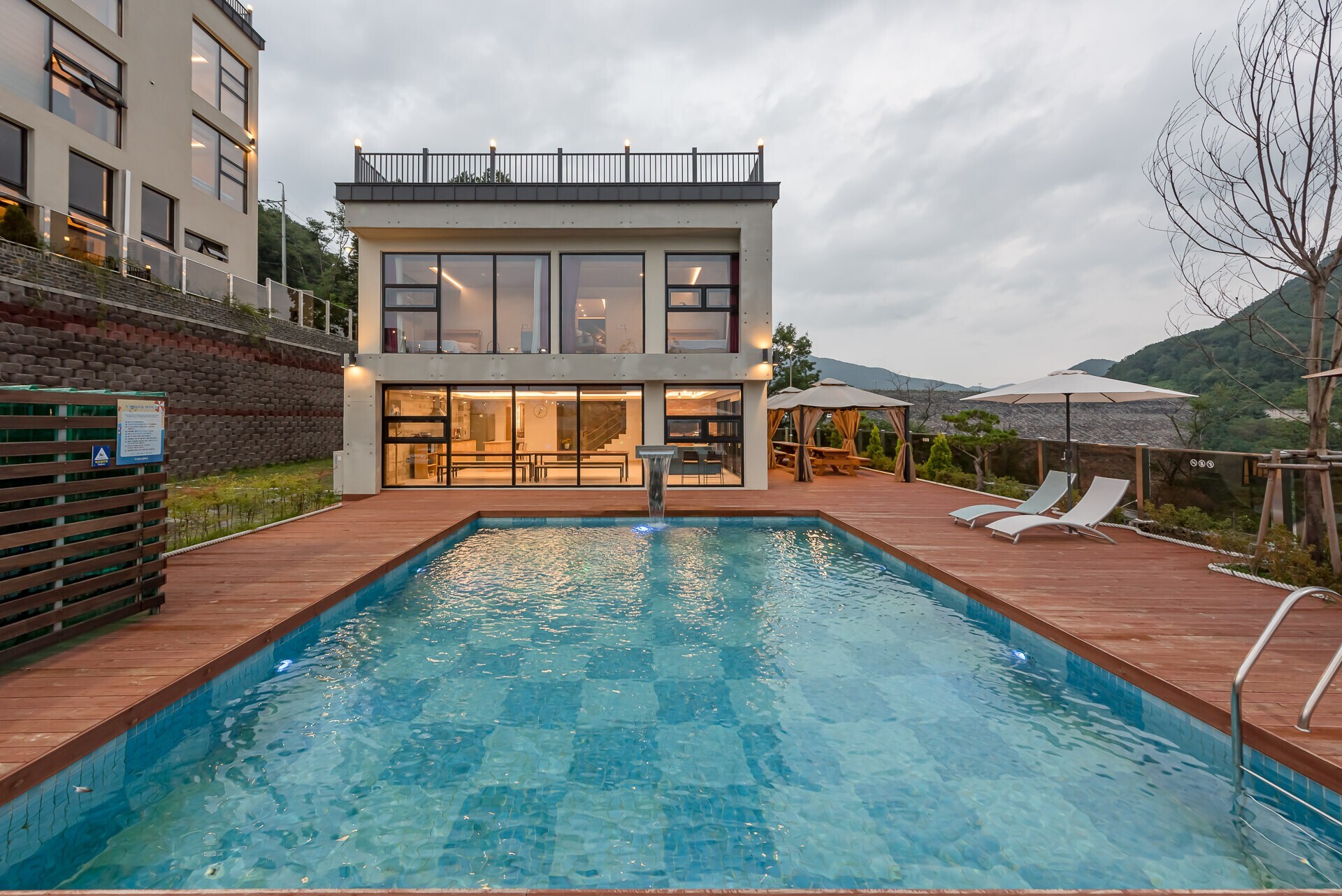 Property Image 1 - Exquisite Modern Villa with Mountain View 5 