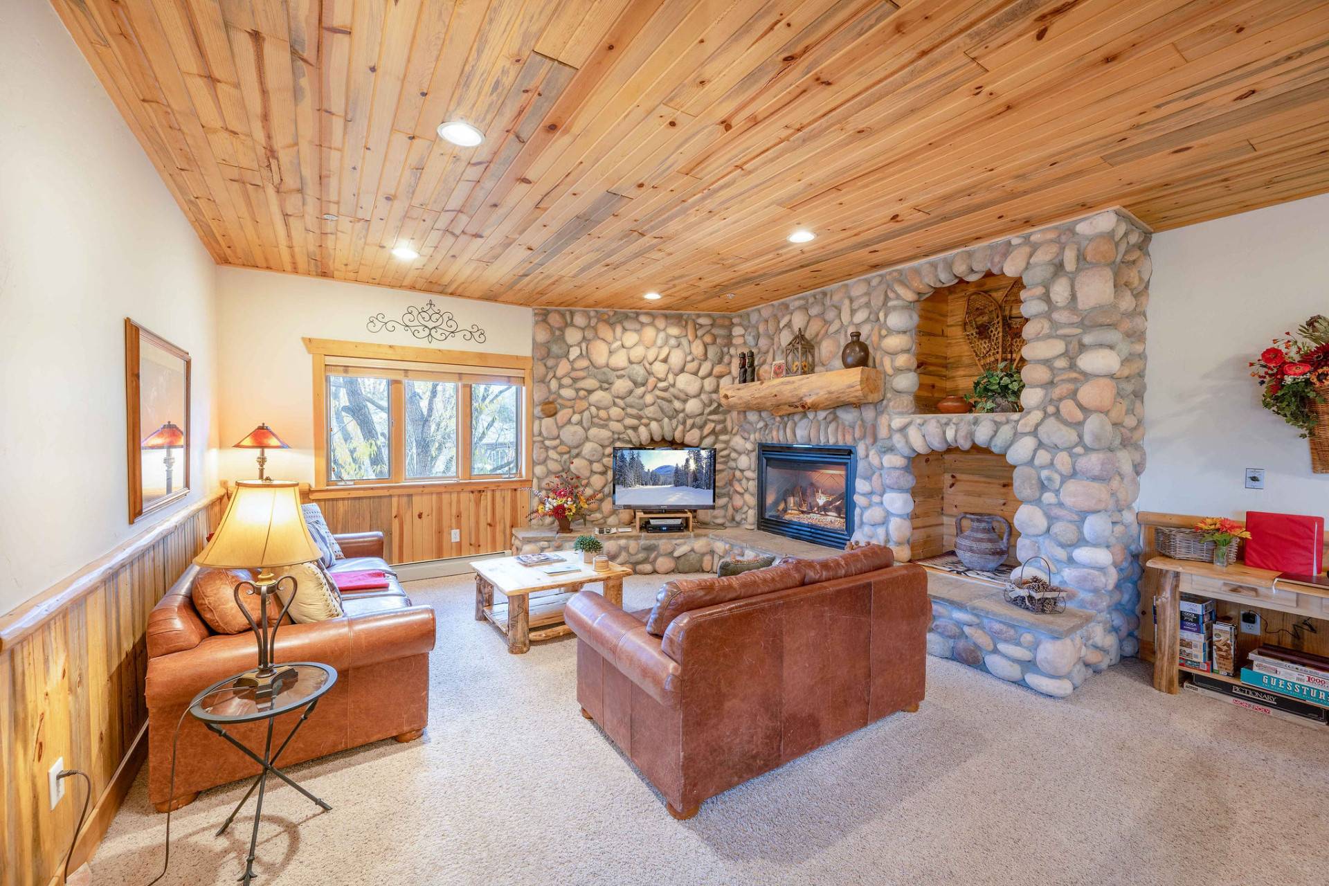 Property Image 1 - Timberwolf 8C