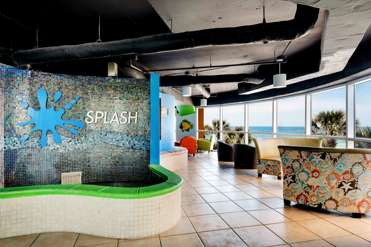Splash lobby