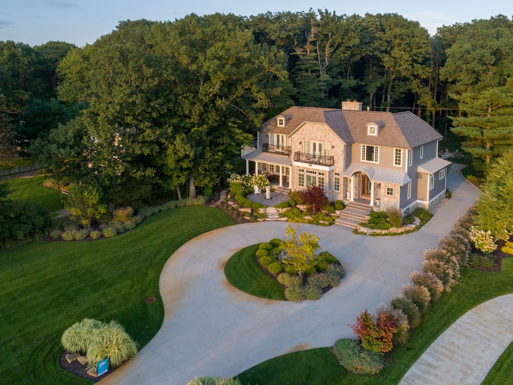 Welcome to Moondance!