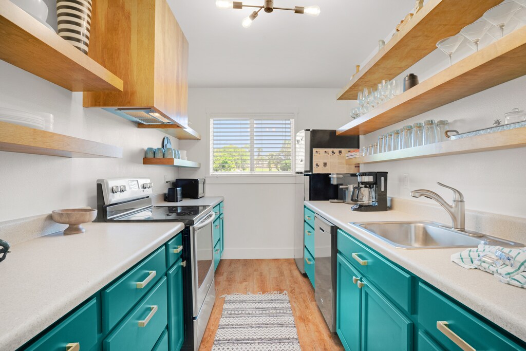 Fully equipped kitchen