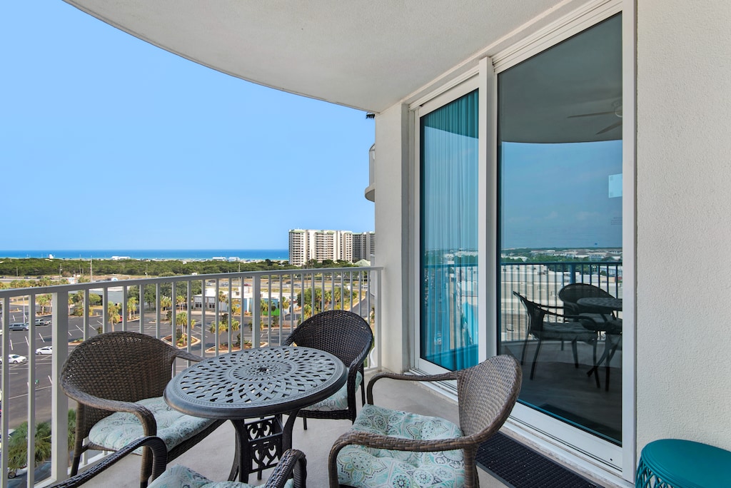 Palms Resort #1808 balcony