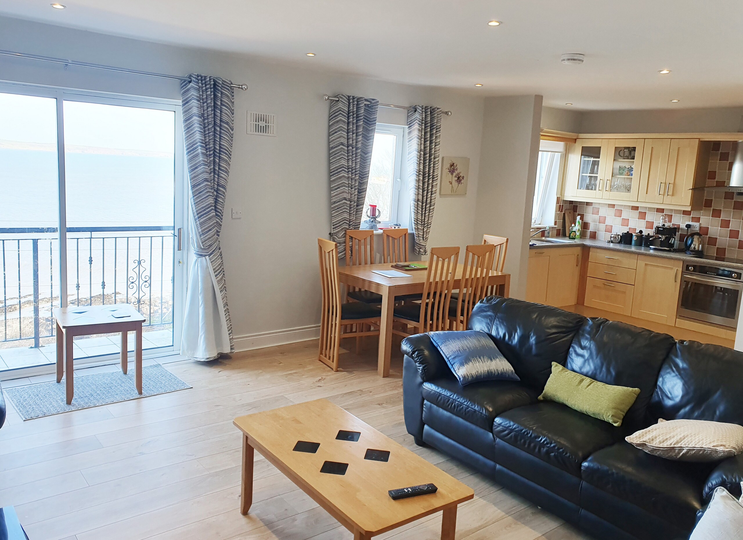 Ballycotton Holiday Apartment No 6, Seaside Holiday Accommodation Available in Ballycotton, County Cork