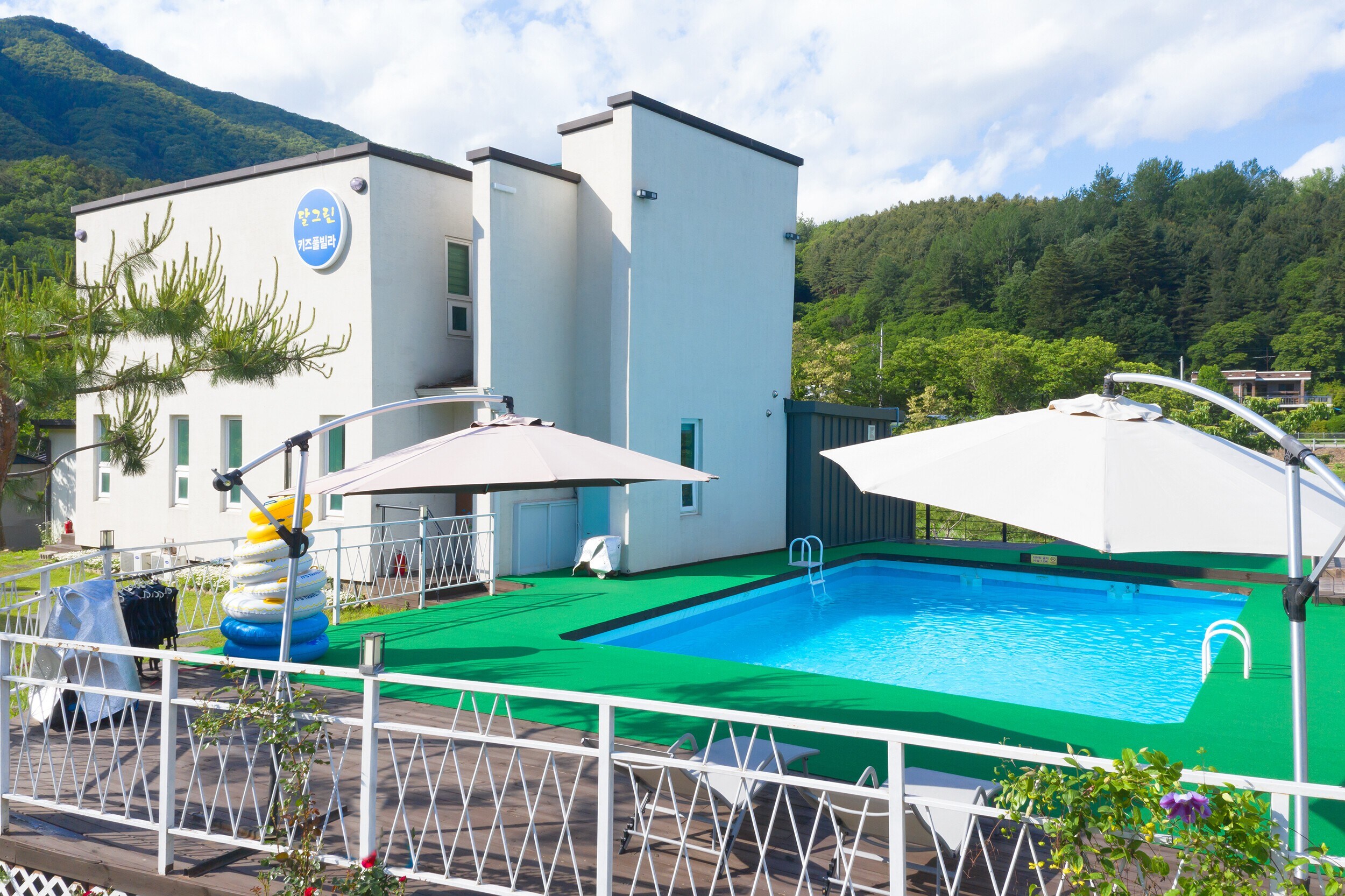 Characterful Kids pool villa in Gapyeong 101