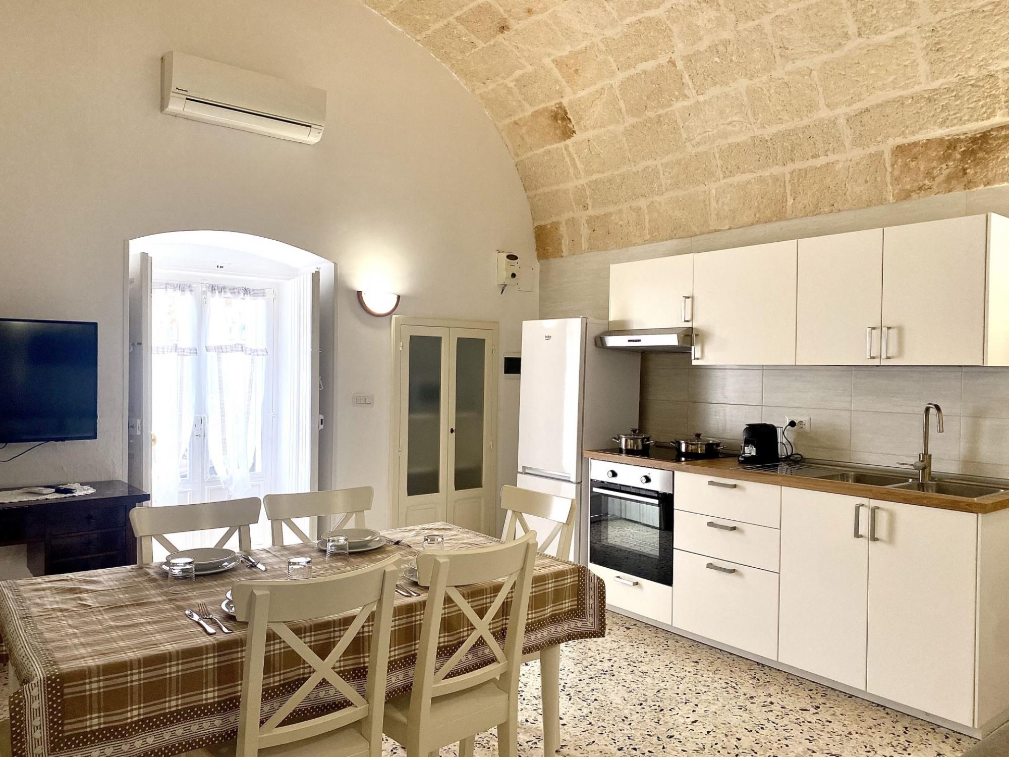 Property Image 1 - 4 people  2 bathrooms  suitable for families  great location-Dimora Anna
