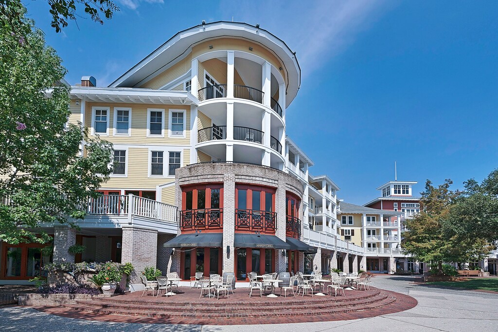 Marlin Grill Village of Baytowne Wharf